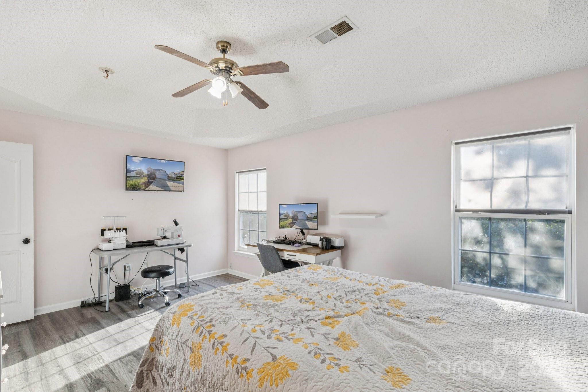 6922 Brandon Chase Lane