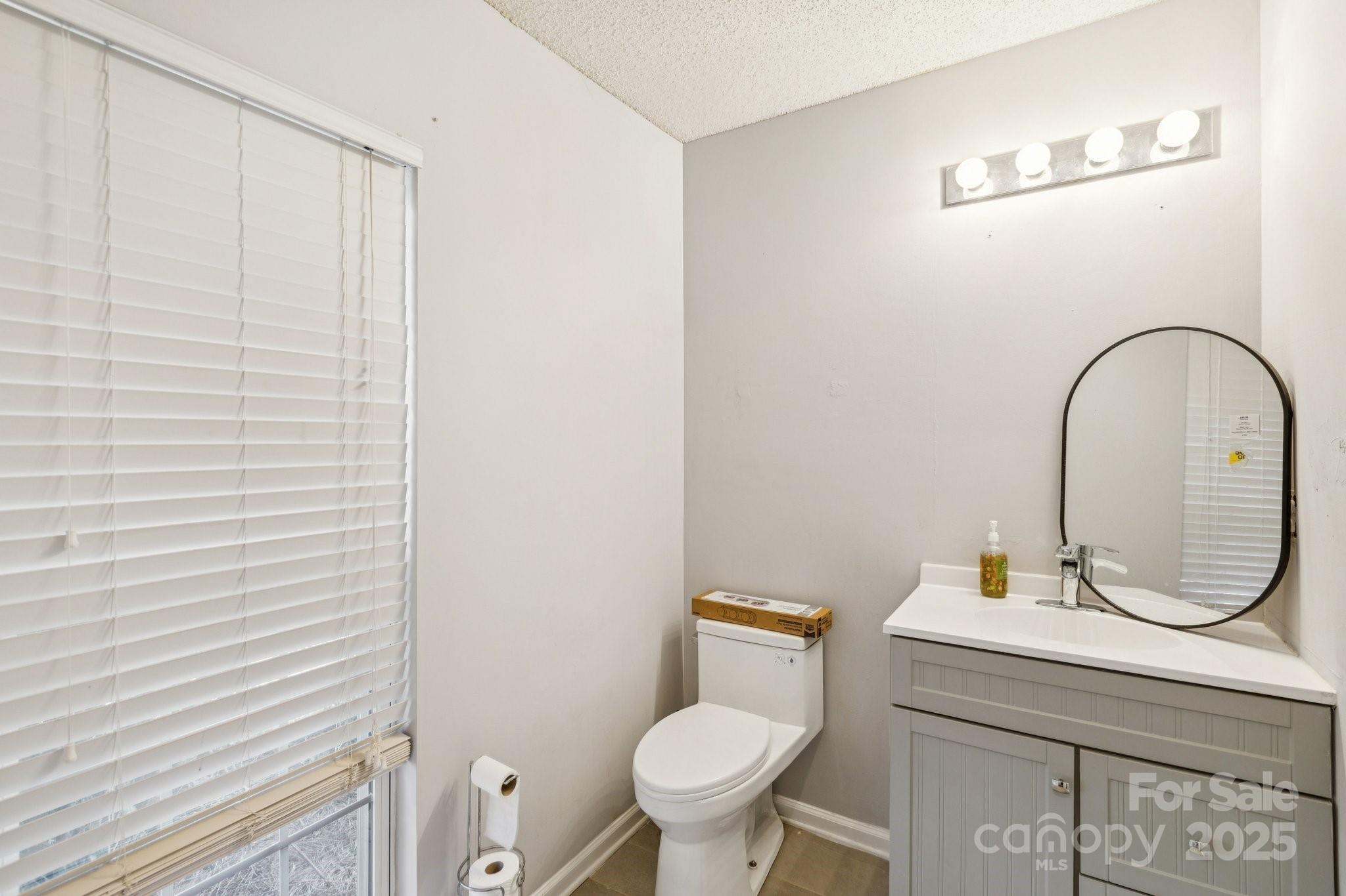 6922 Brandon Chase Lane