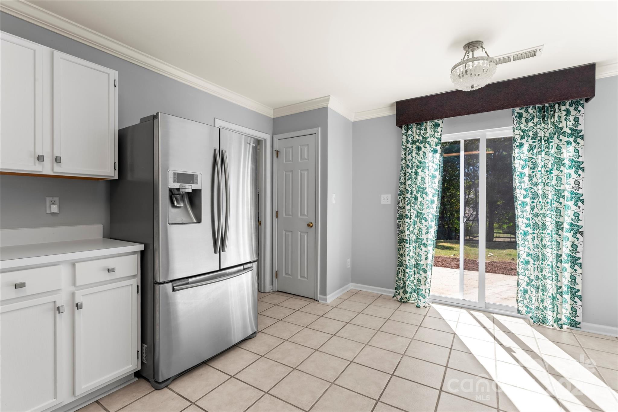 7633 Nicolette Court