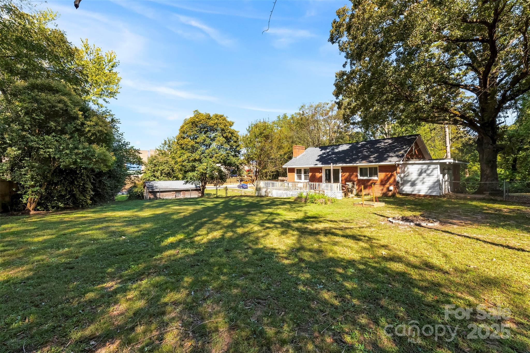 615 W Park Drive