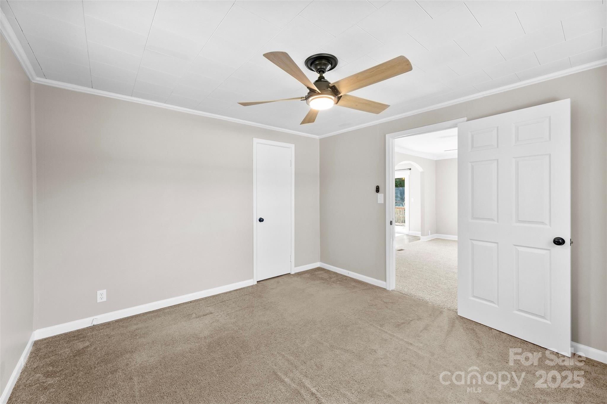 615 W Park Drive