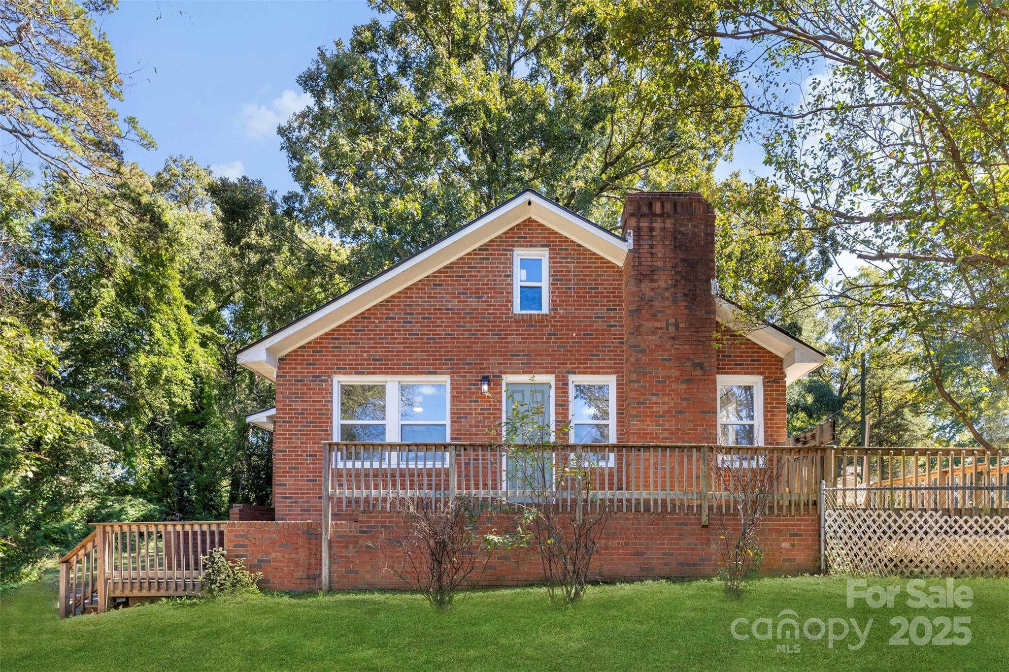 615 W Park Drive