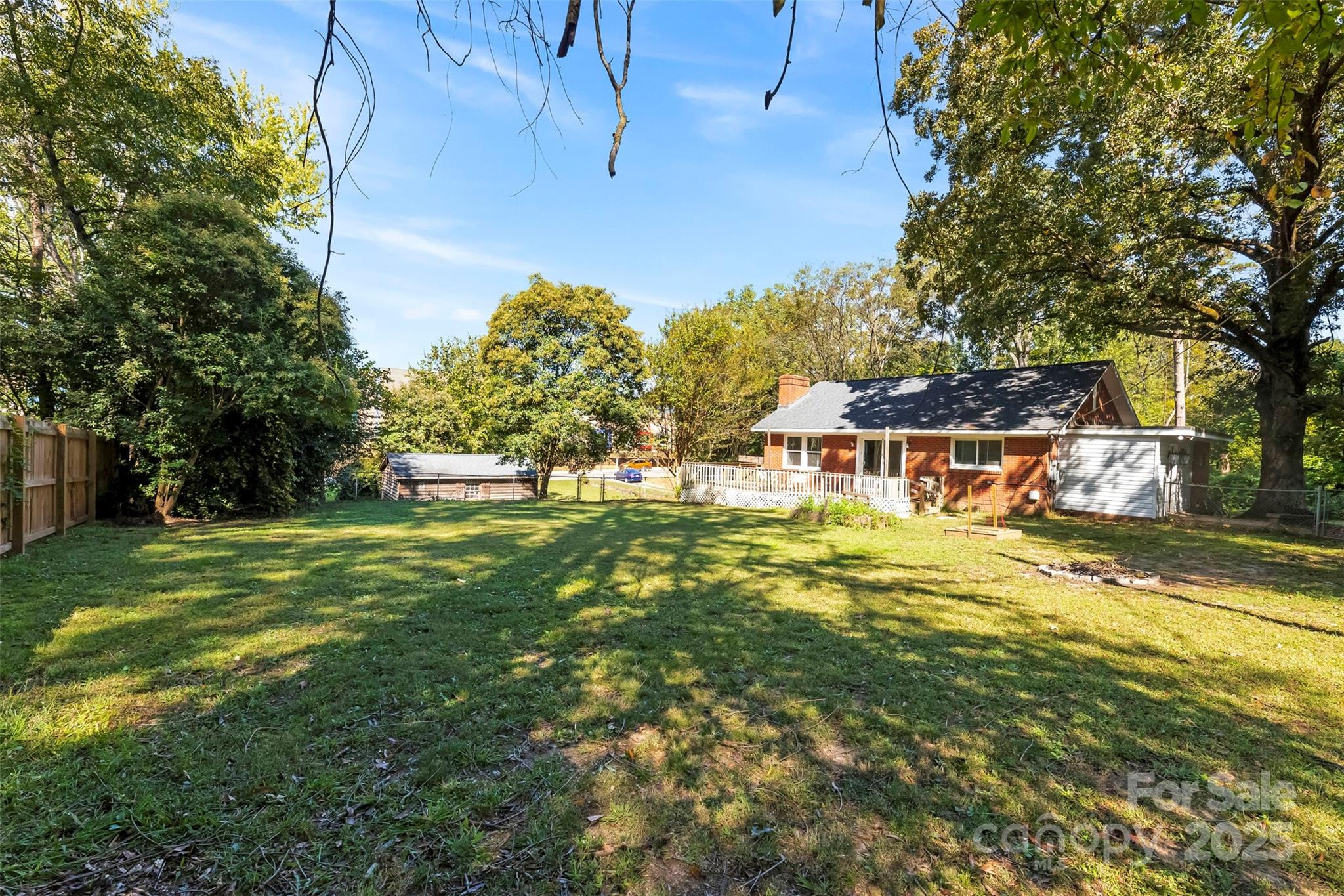 615 W Park Drive