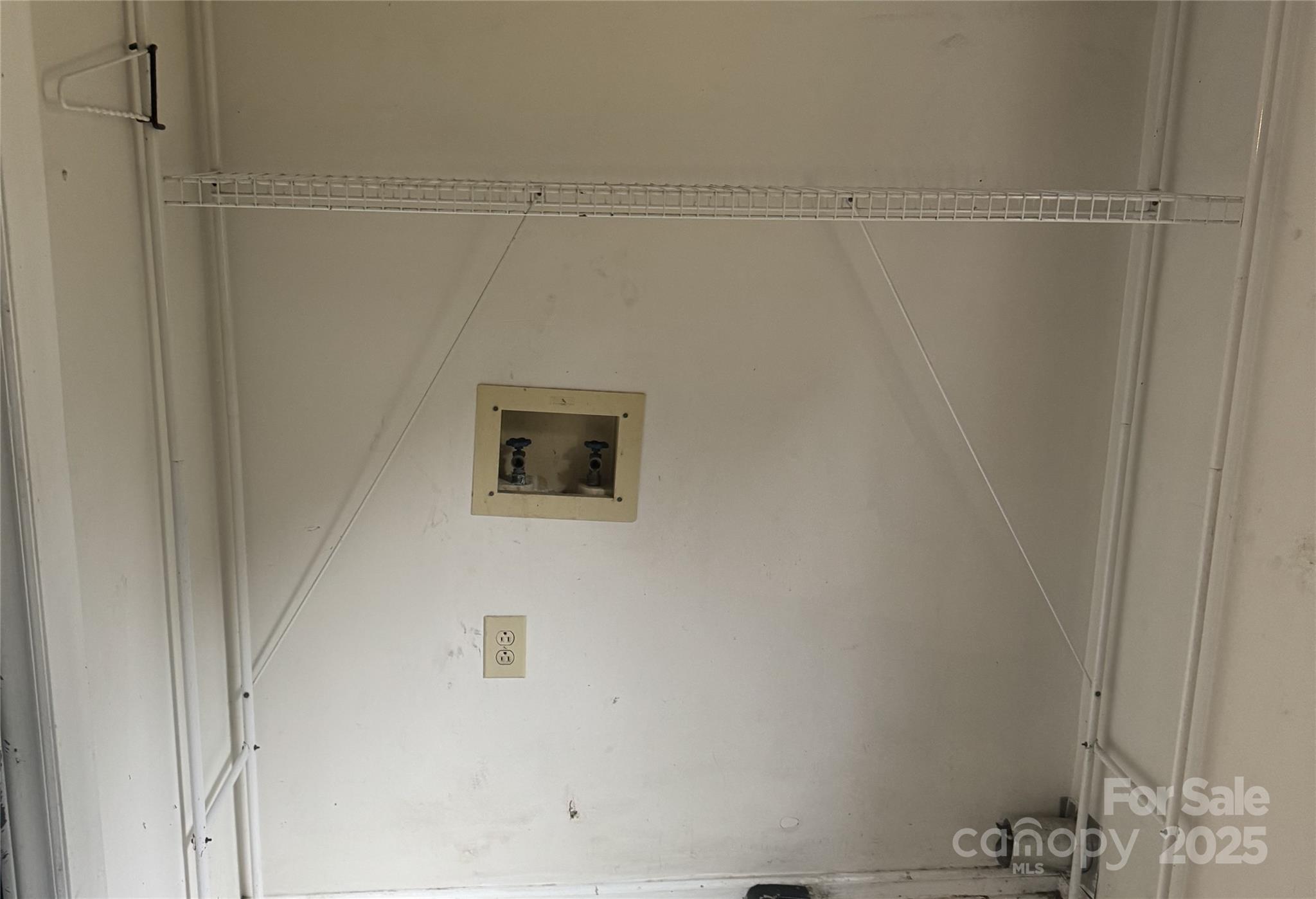 1712 Blandford Drive