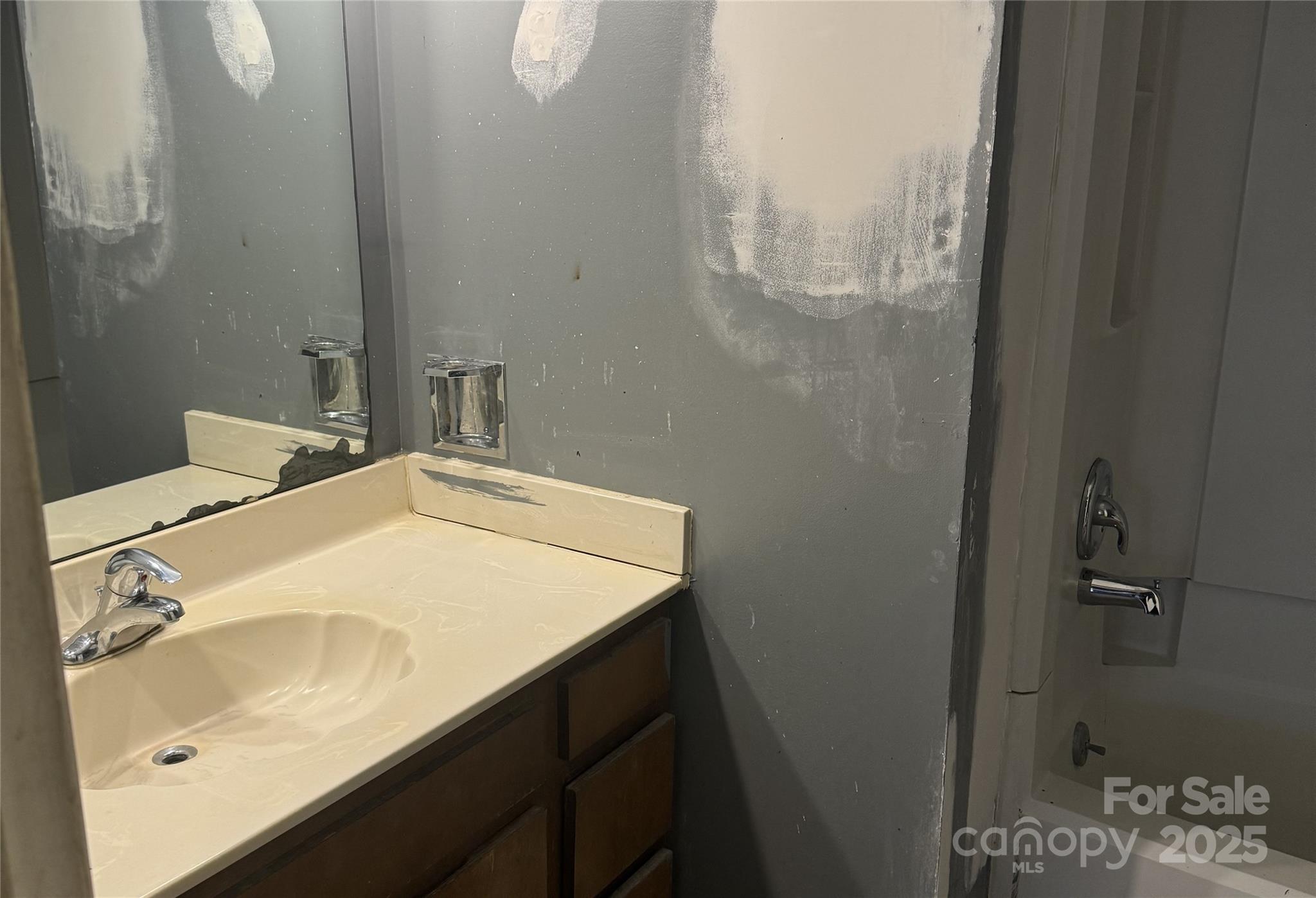 1712 Blandford Drive