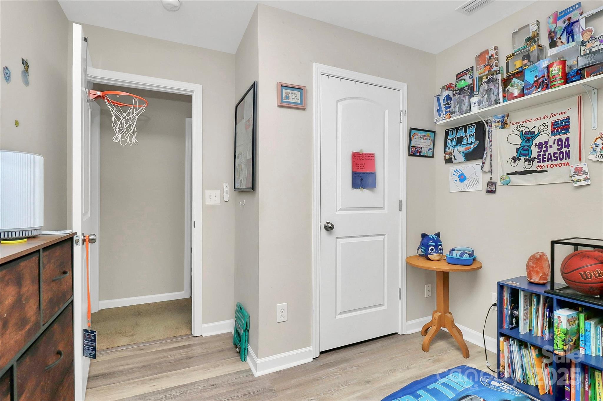 4175 Broadstairs Drive