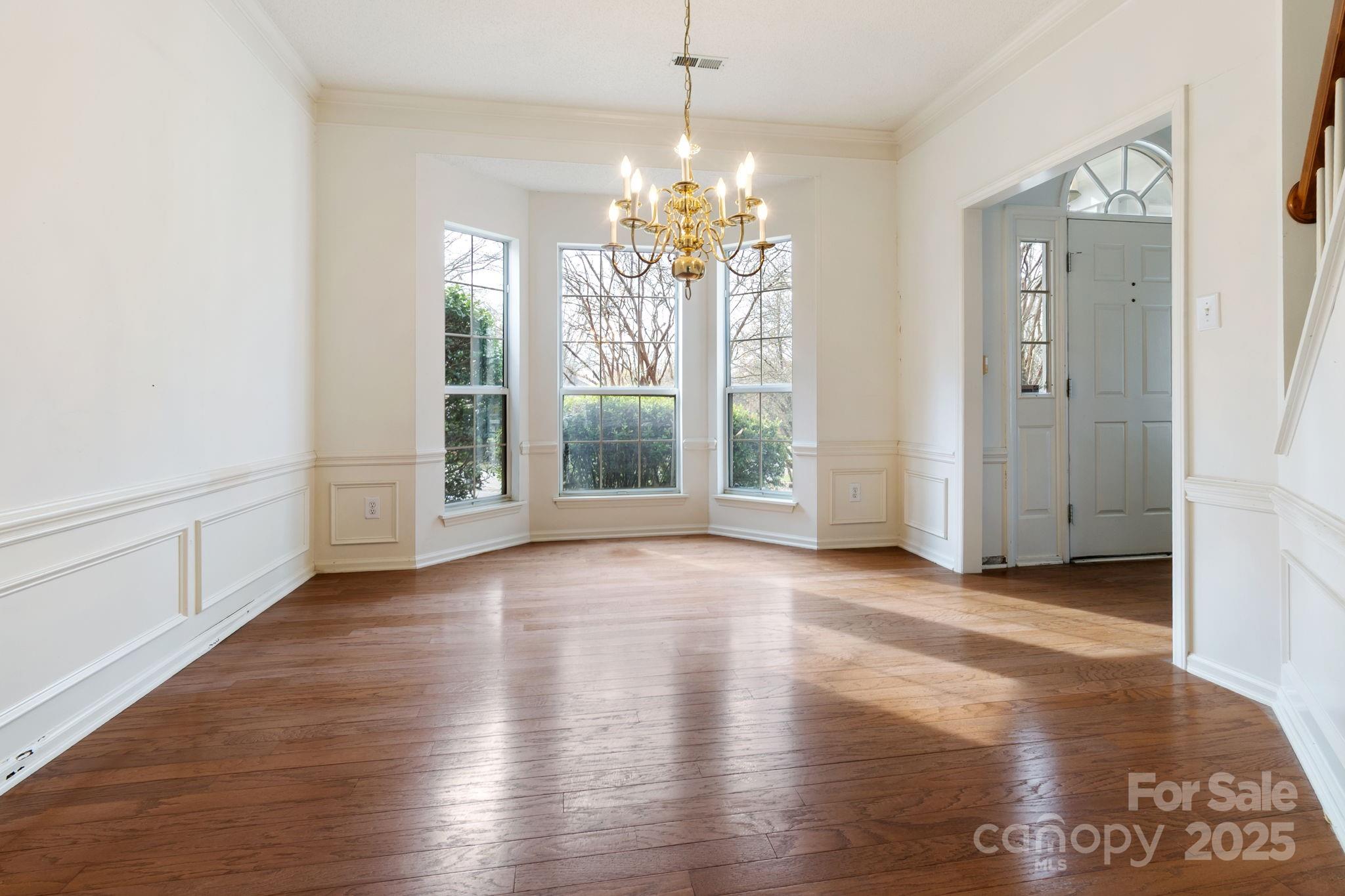 6102 Garamond Court Unit: 12