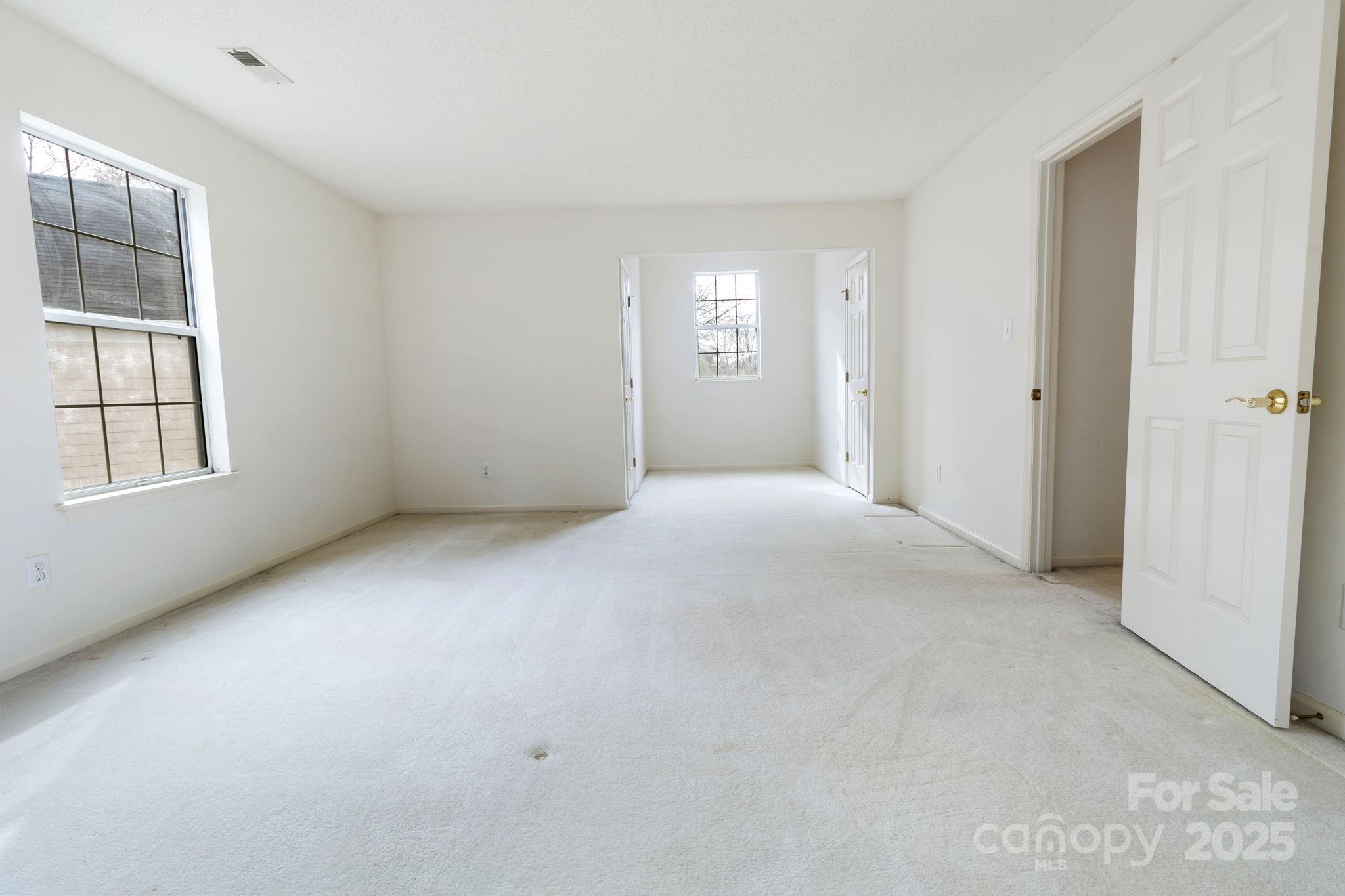 6102 Garamond Court Unit: 12