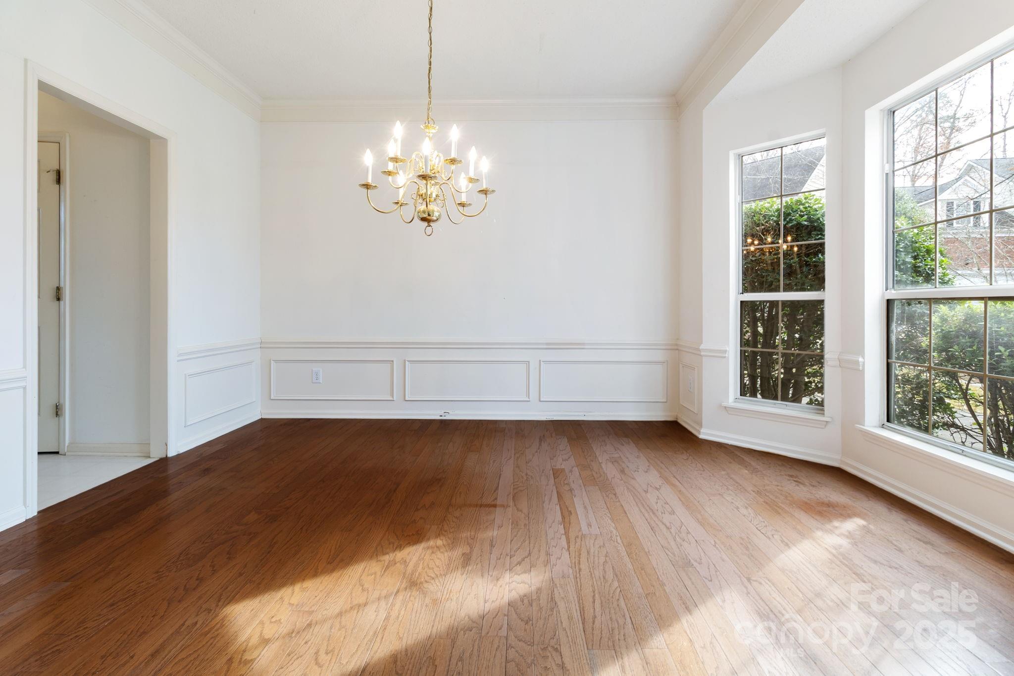 6102 Garamond Court Unit: 12