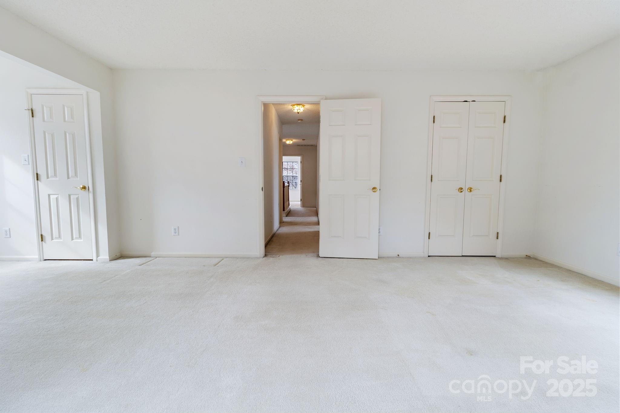 6102 Garamond Court Unit: 12