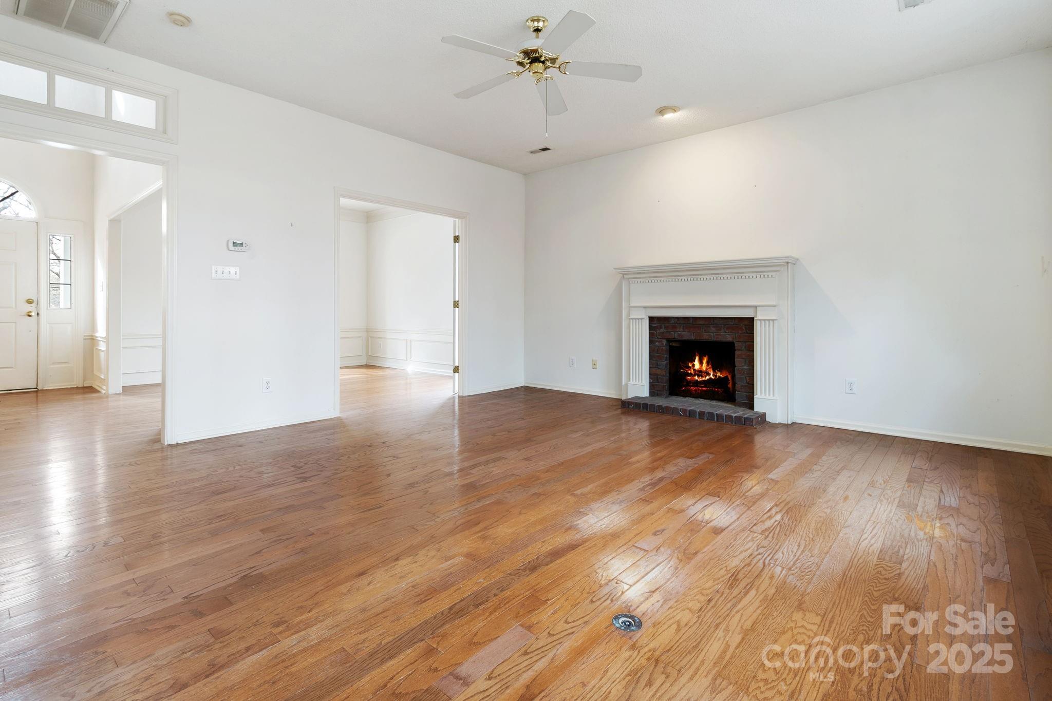 6102 Garamond Court Unit: 12