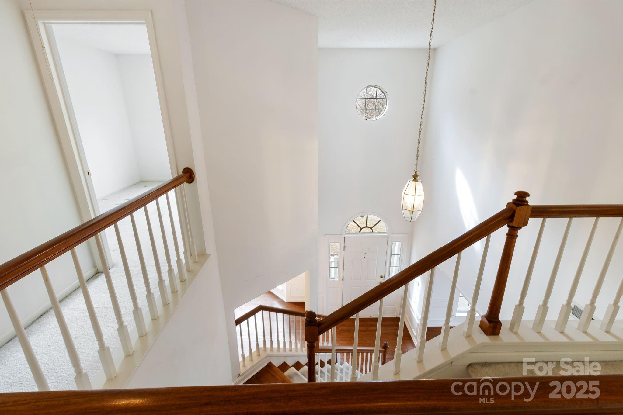 6102 Garamond Court Unit: 12