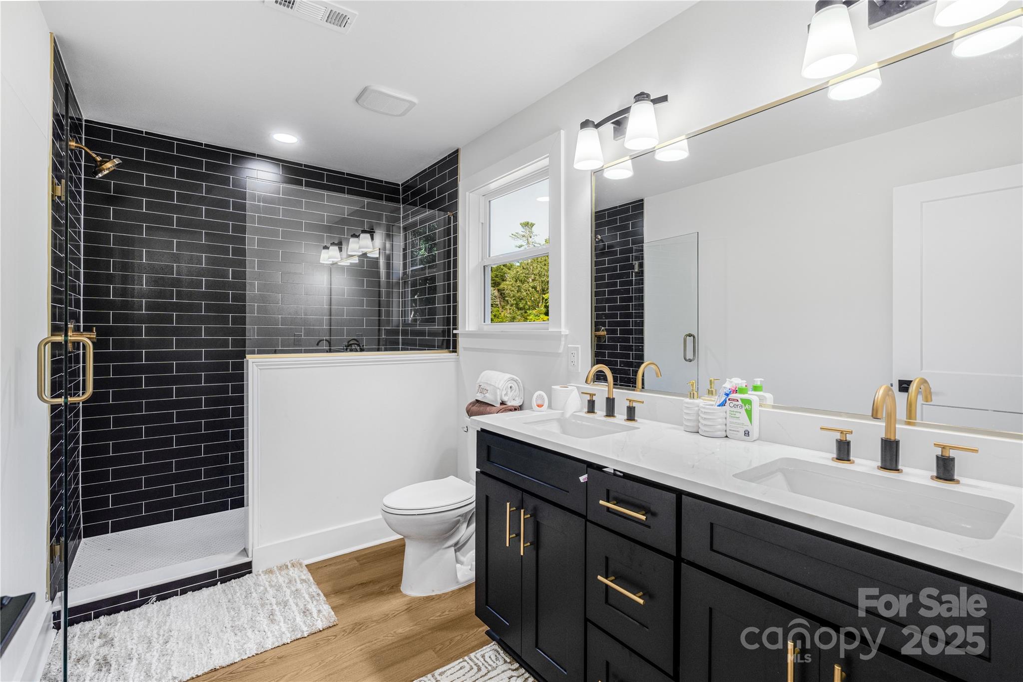 116 Hornets Nest Court