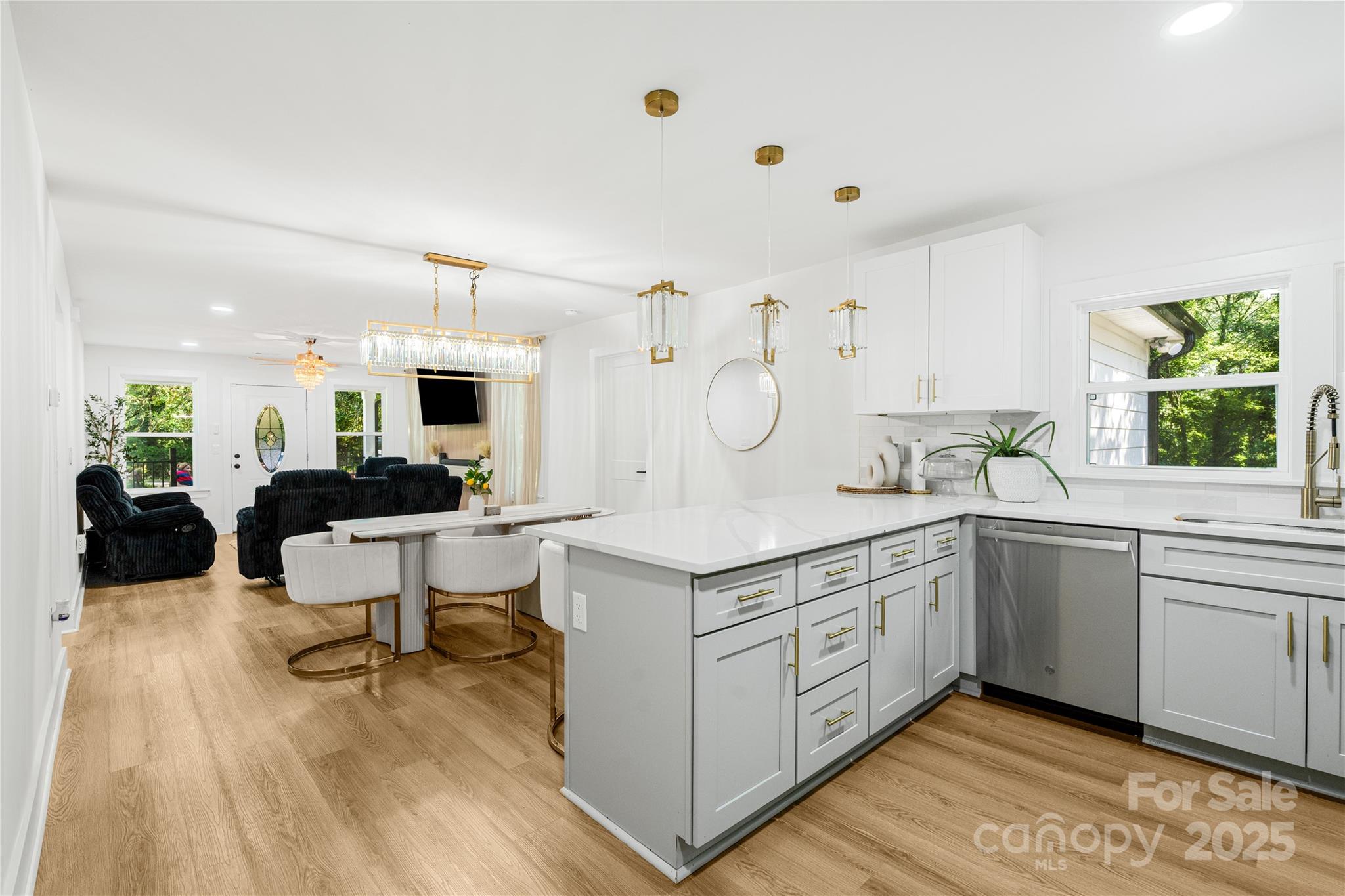 116 Hornets Nest Court