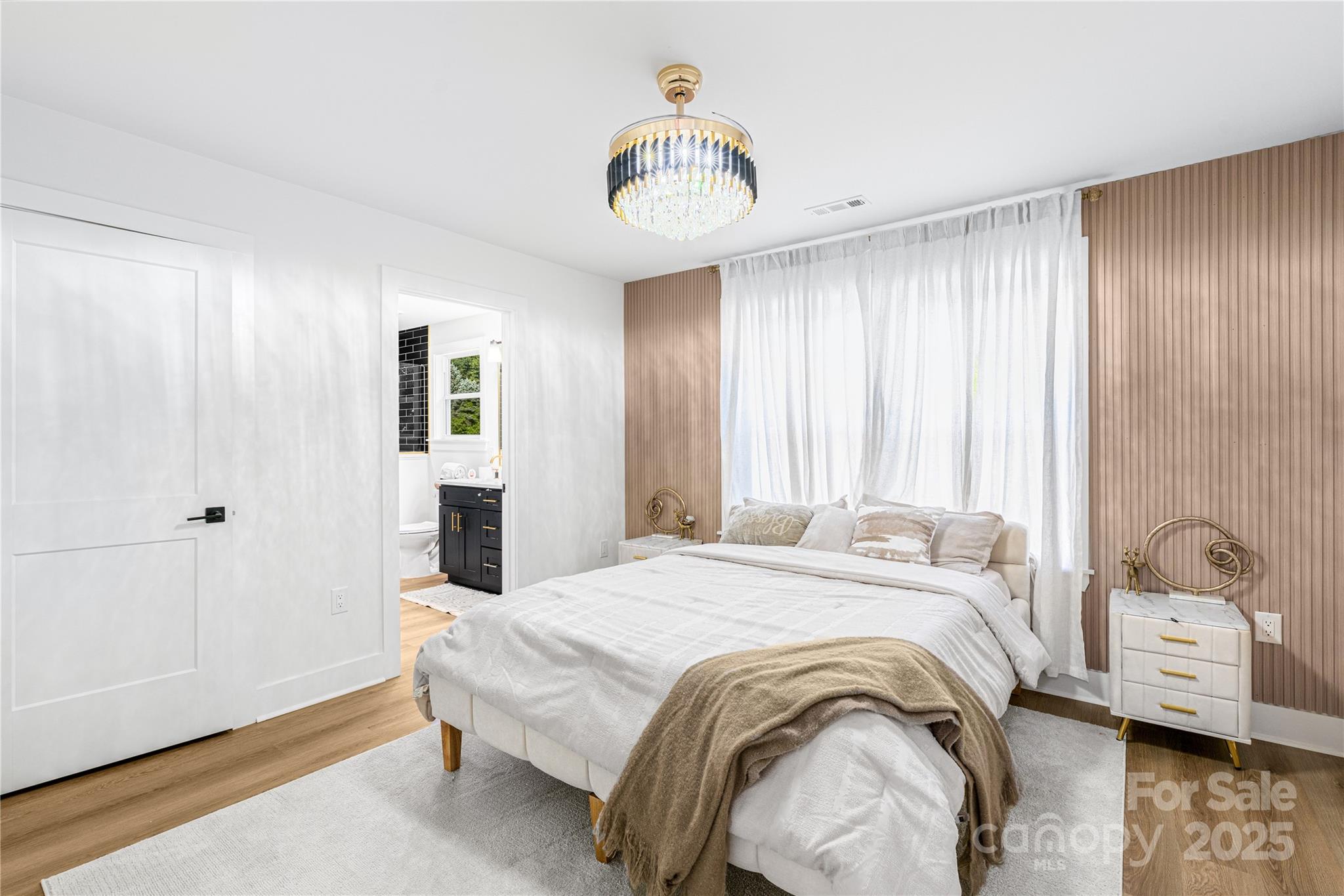 116 Hornets Nest Court