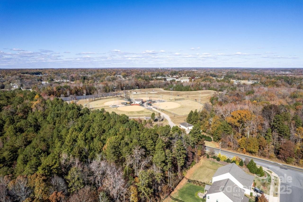 4436 Falls Lake Drive SW