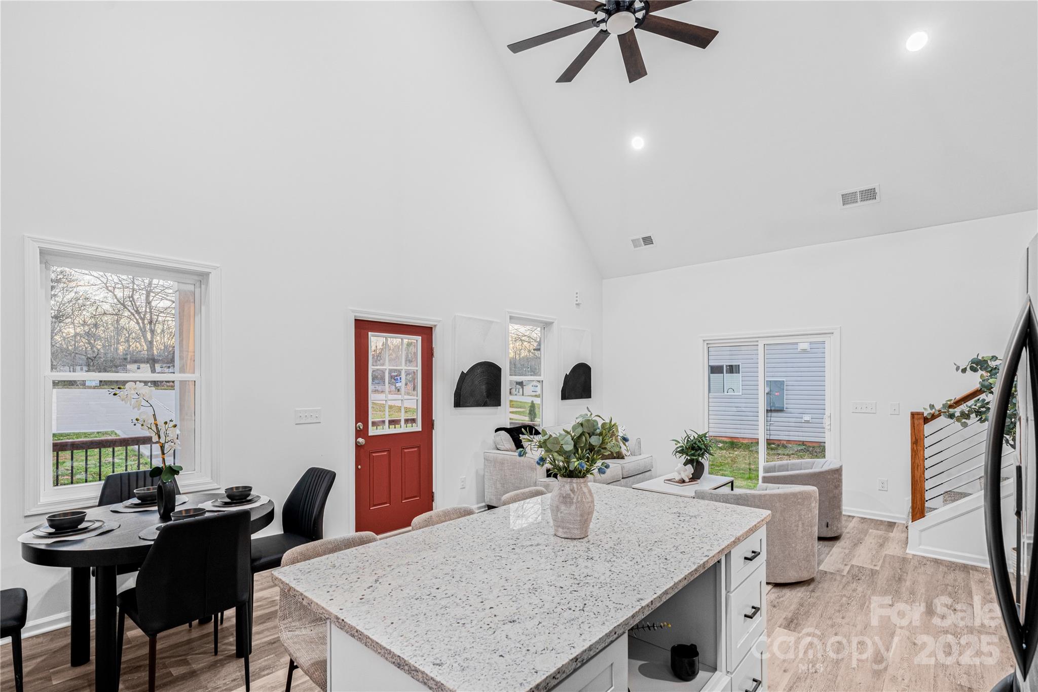 210 N Mulberry Street