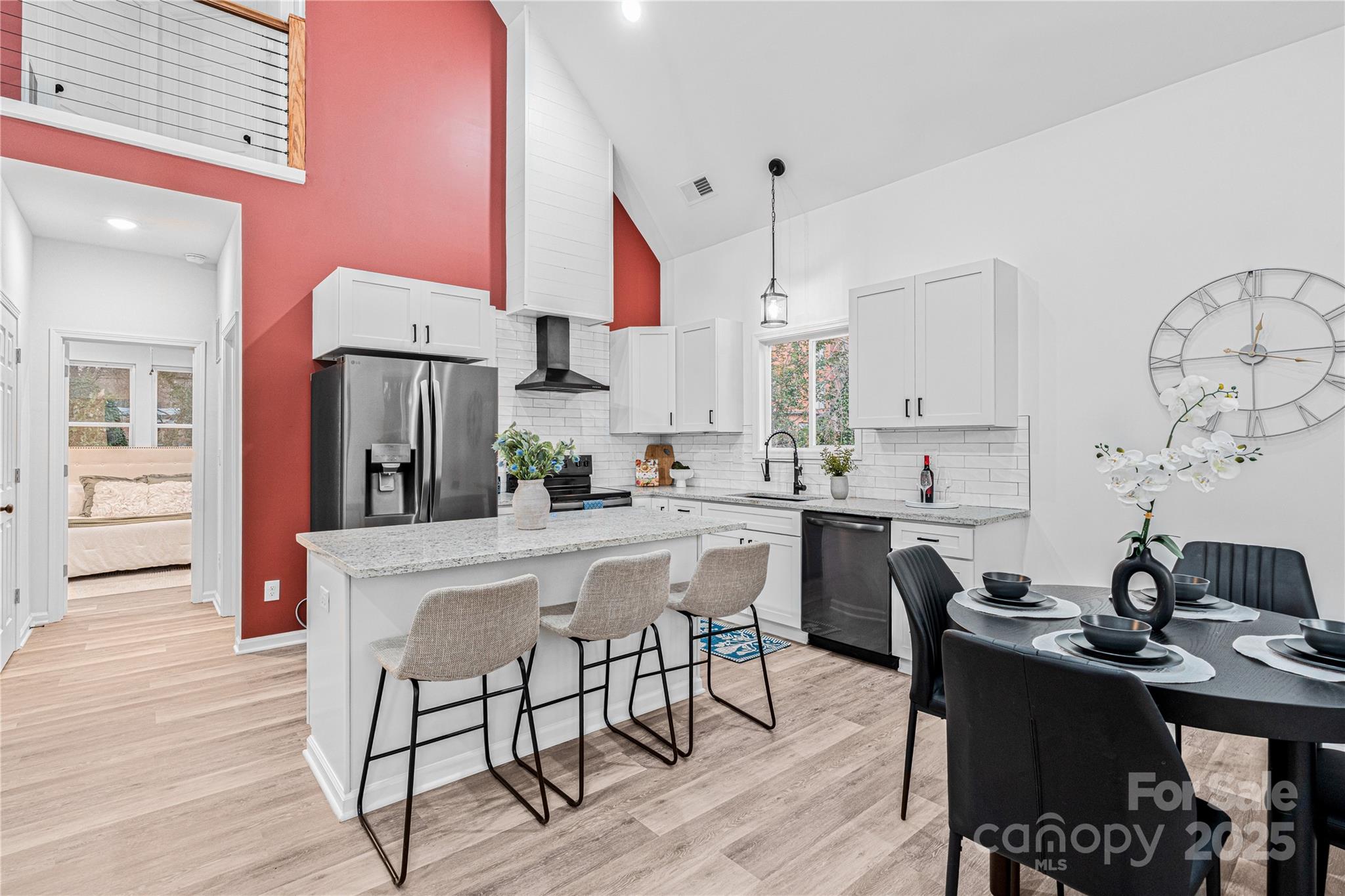 210 N Mulberry Street