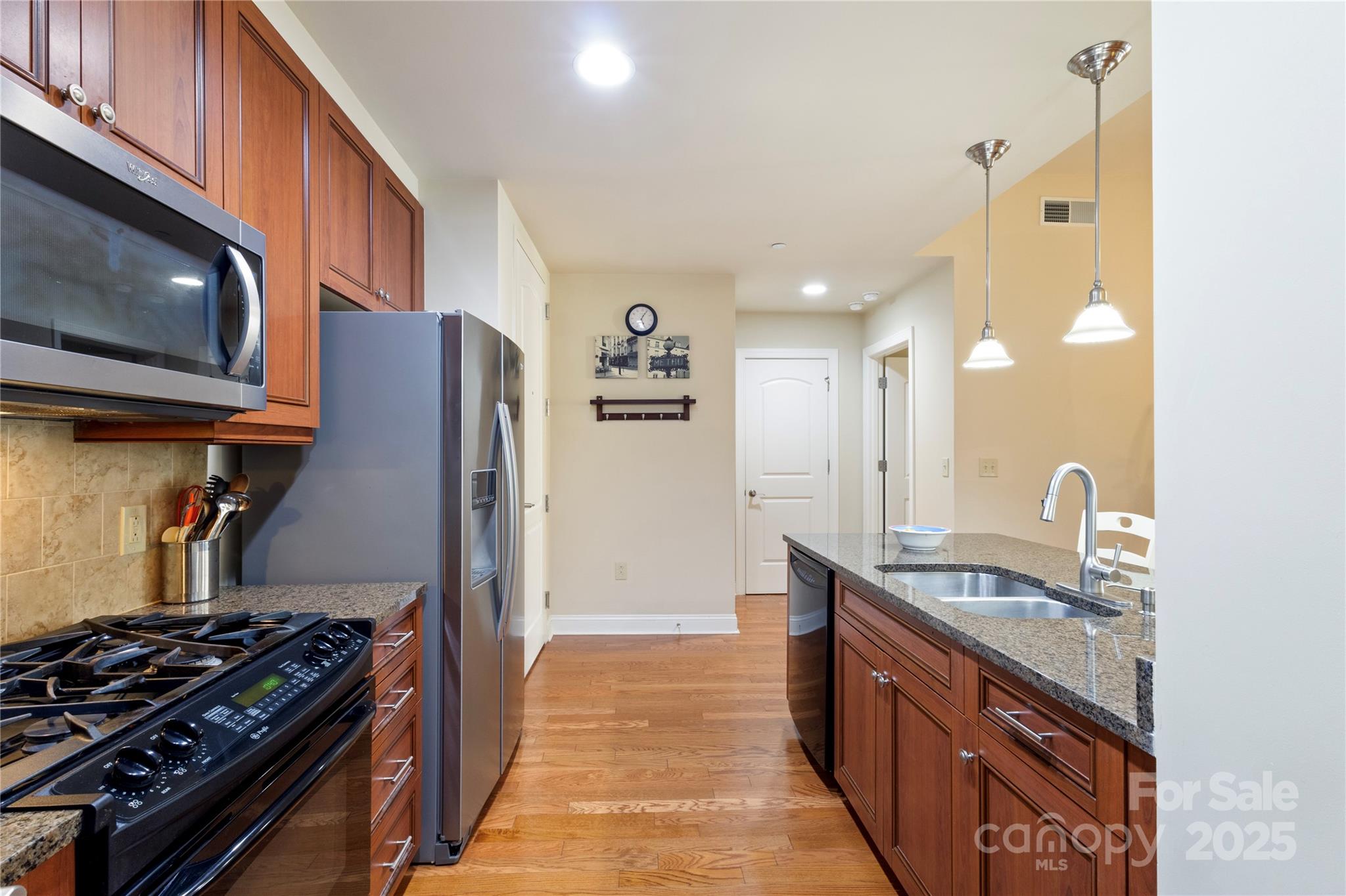 701 Royal Court Unit: 603