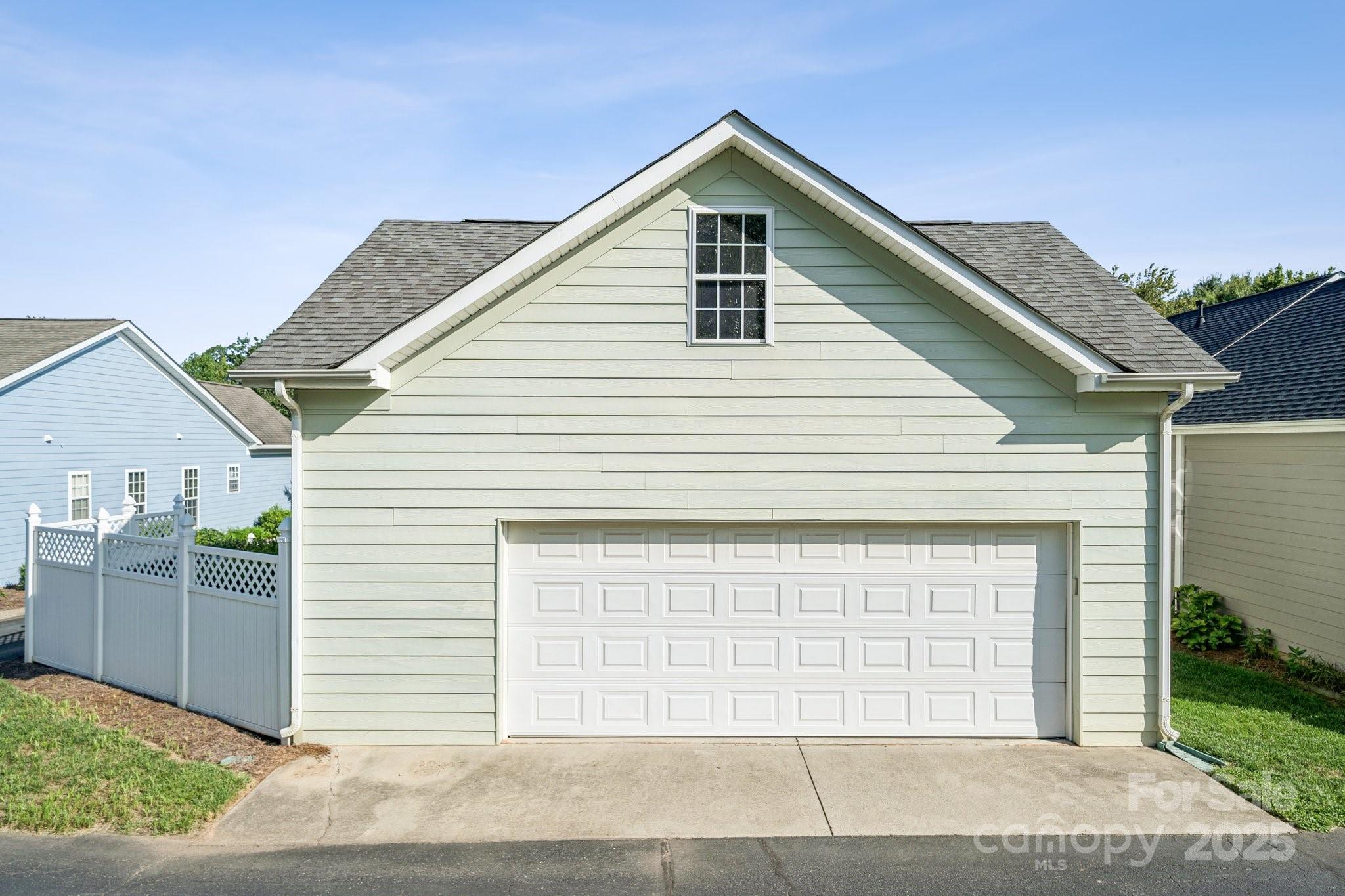 10011 Bishops Gate Boulevard