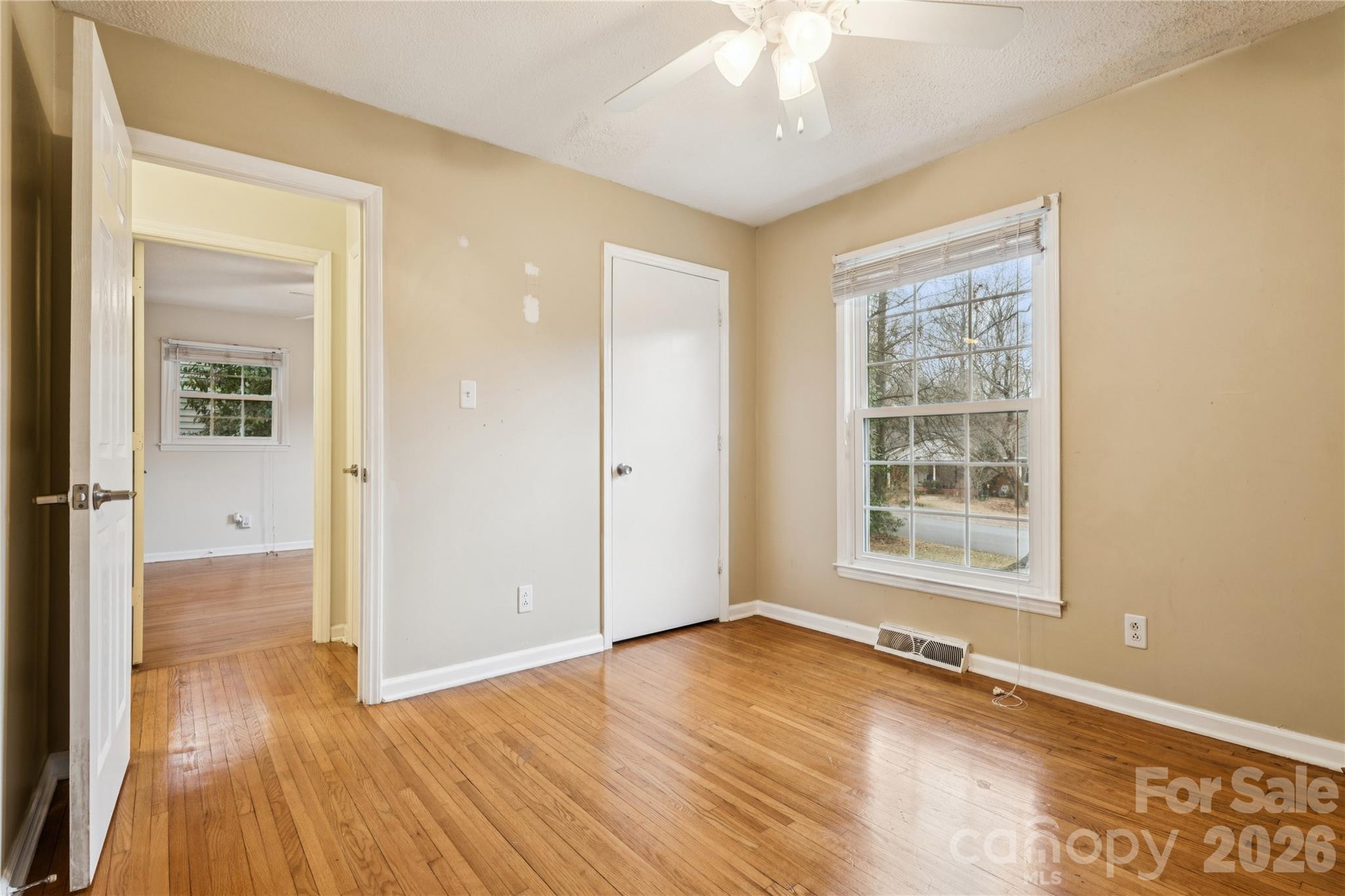 1001 Eaglewood Avenue