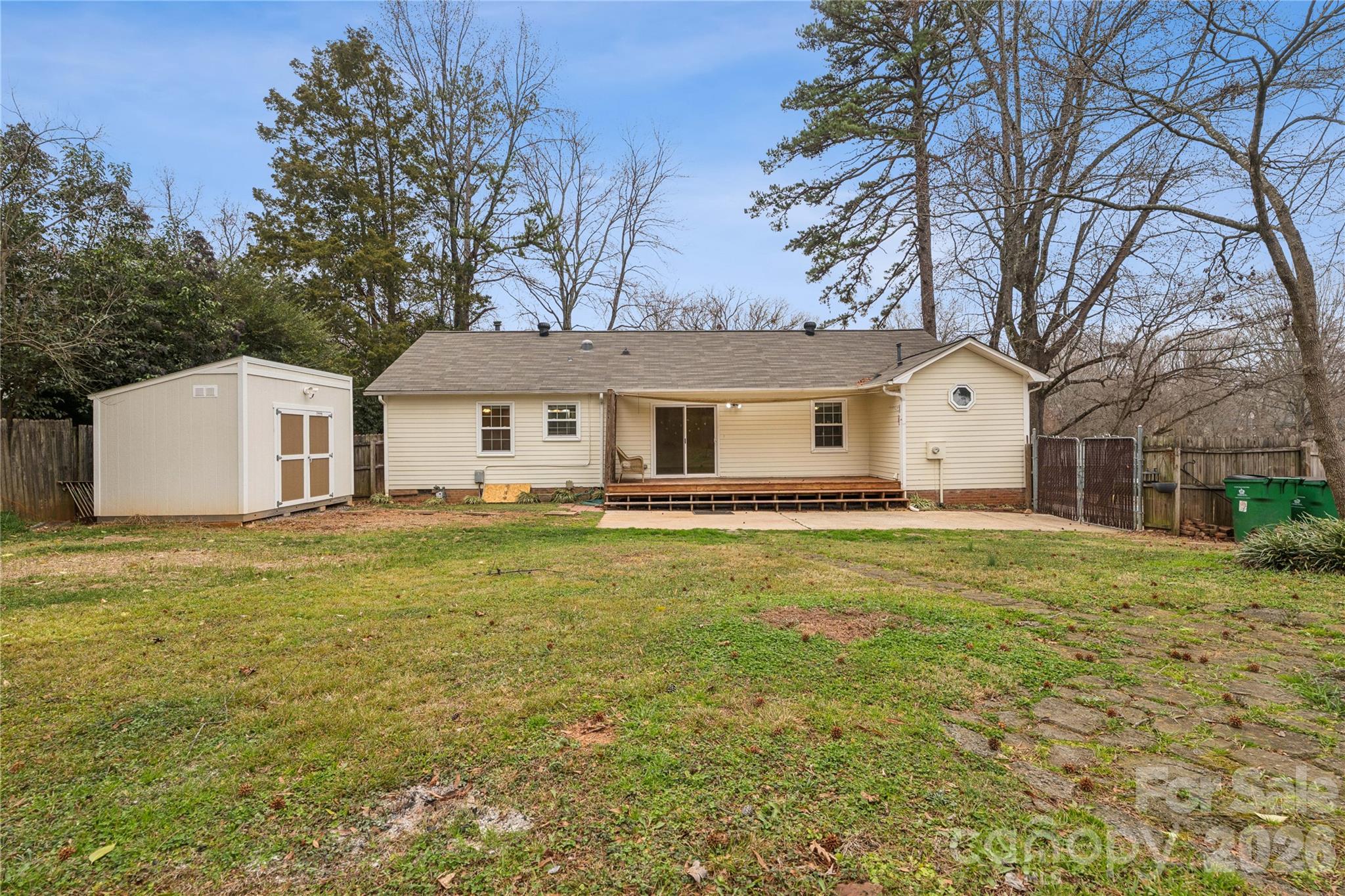 1001 Eaglewood Avenue