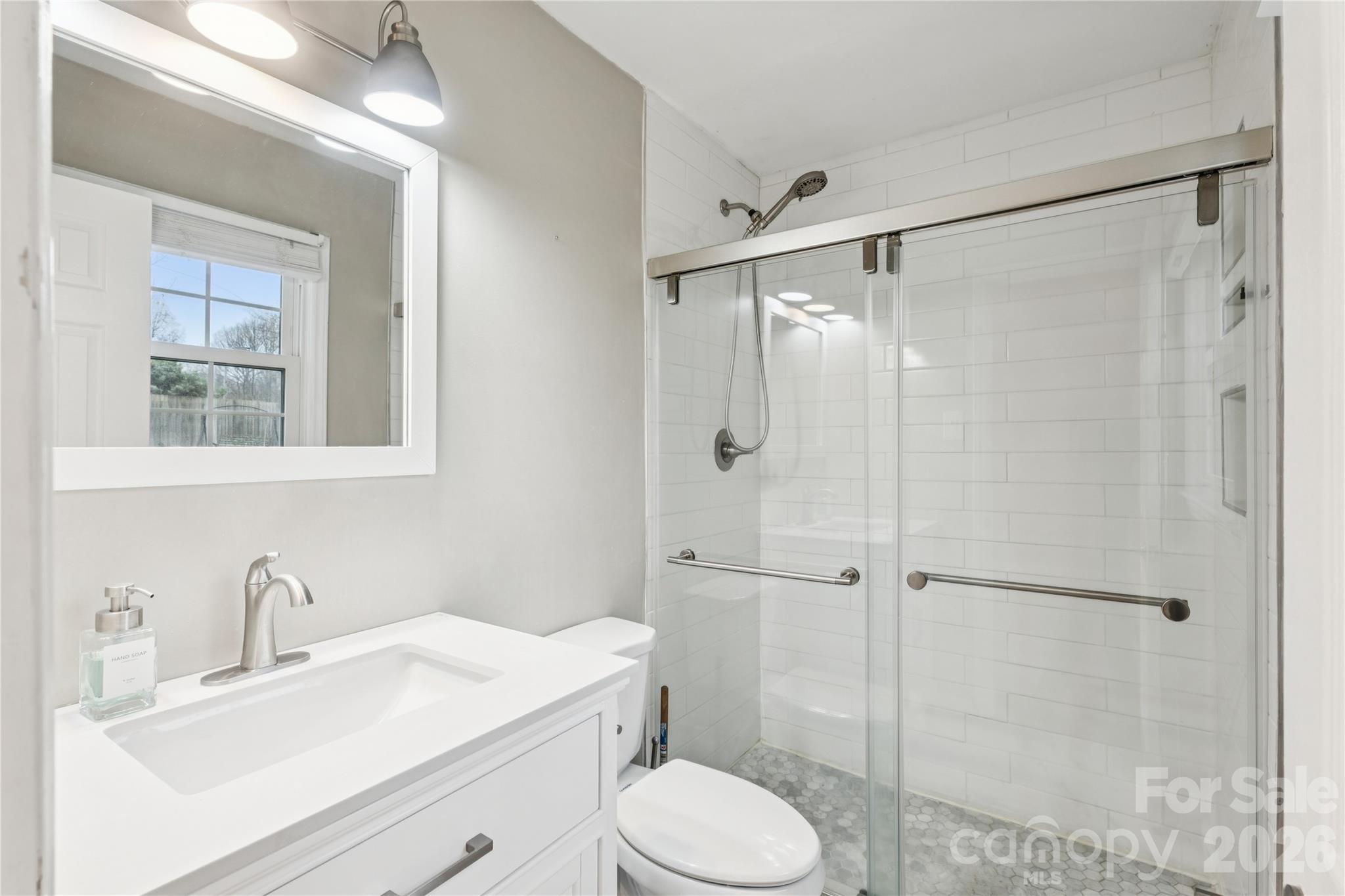 1001 Eaglewood Avenue