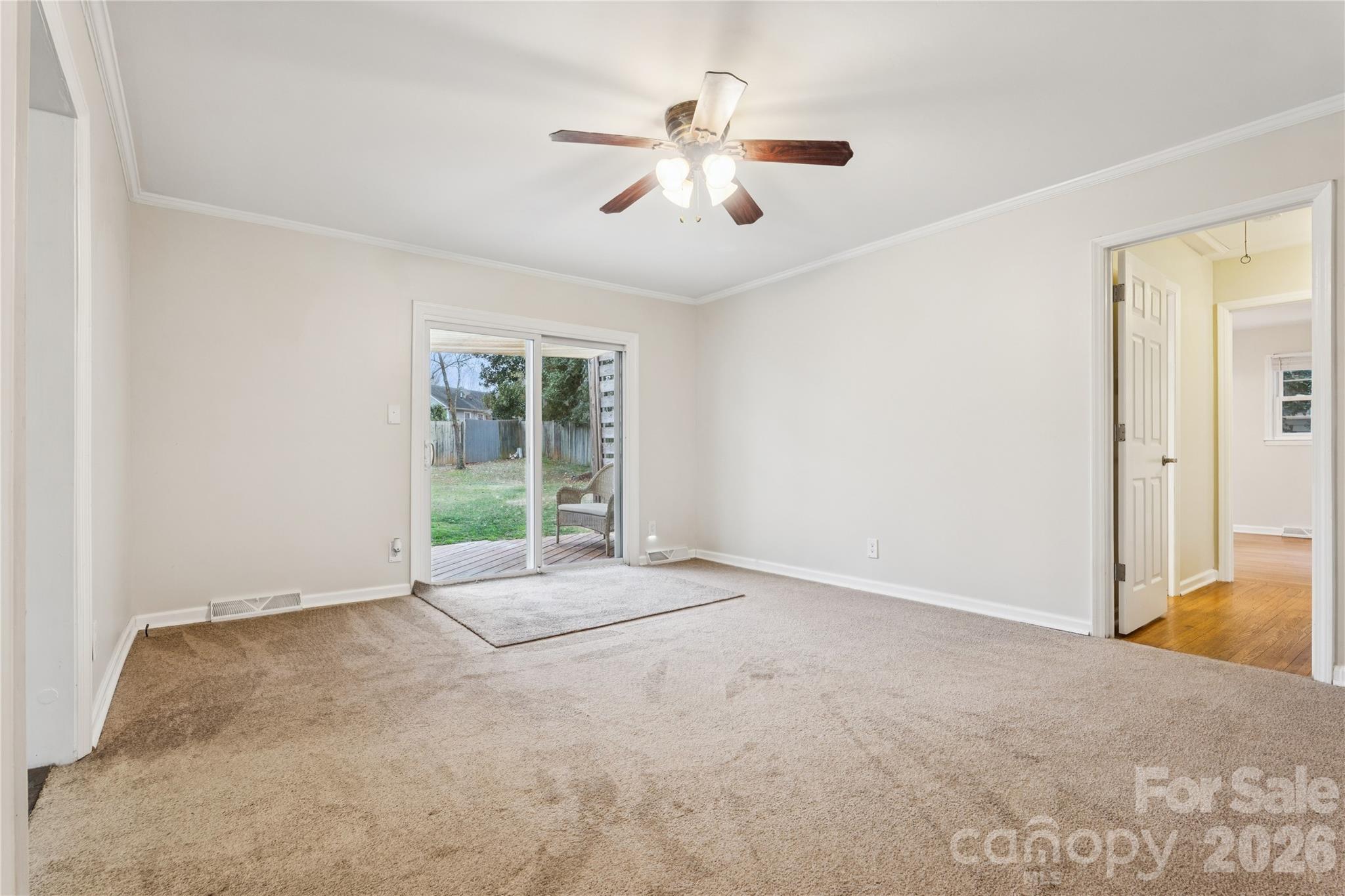 1001 Eaglewood Avenue