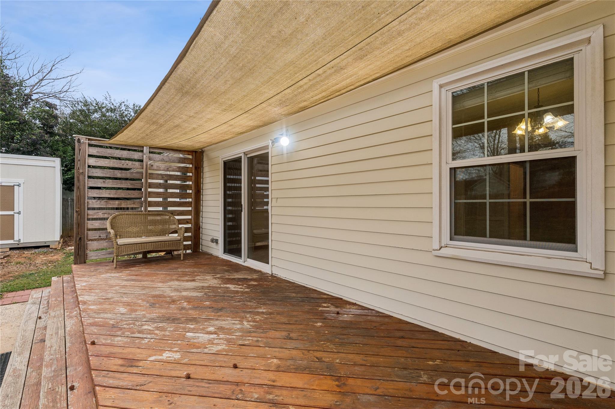 1001 Eaglewood Avenue