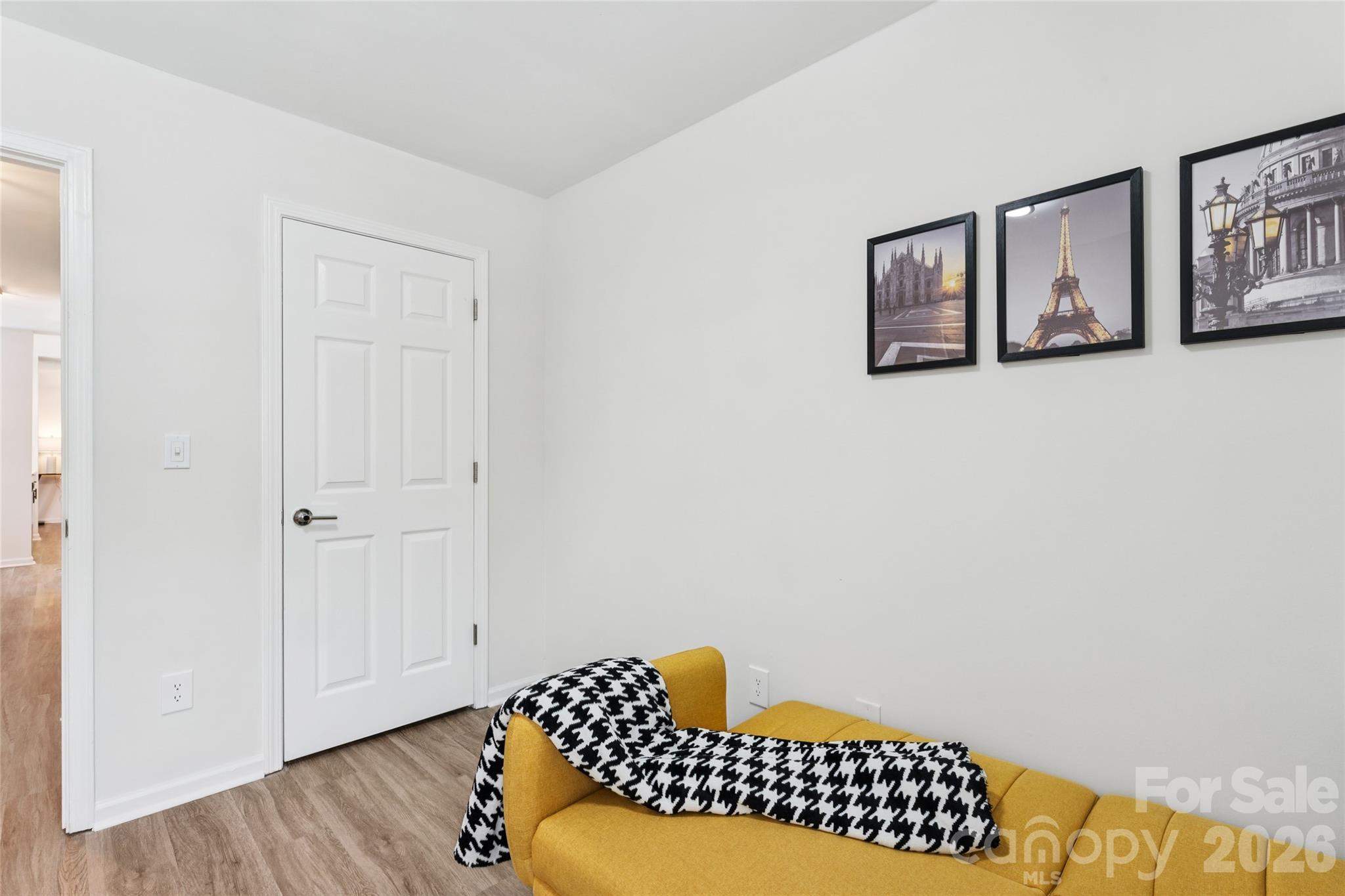 1620 Arlyn Circle Unit: B