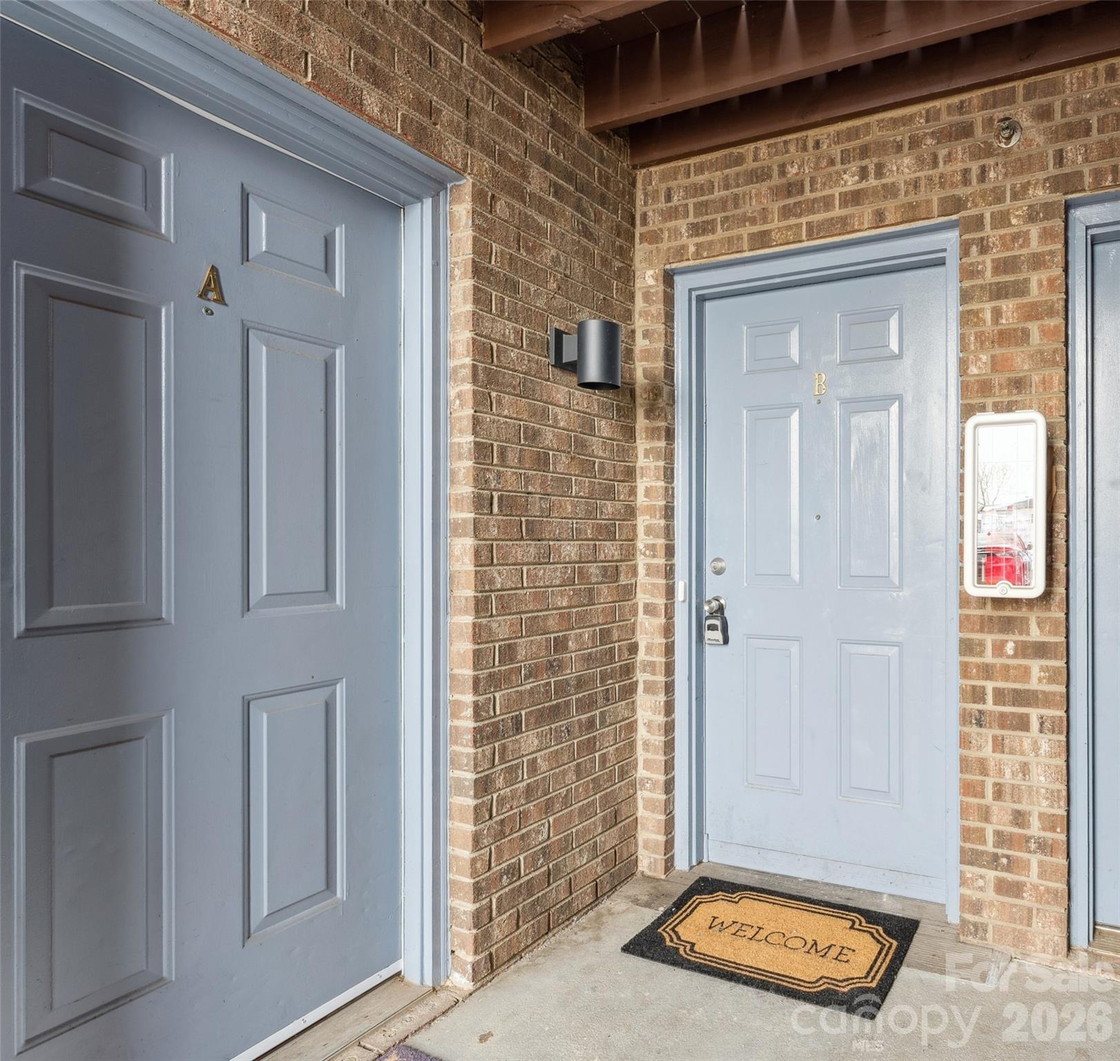 1620 Arlyn Circle Unit: B