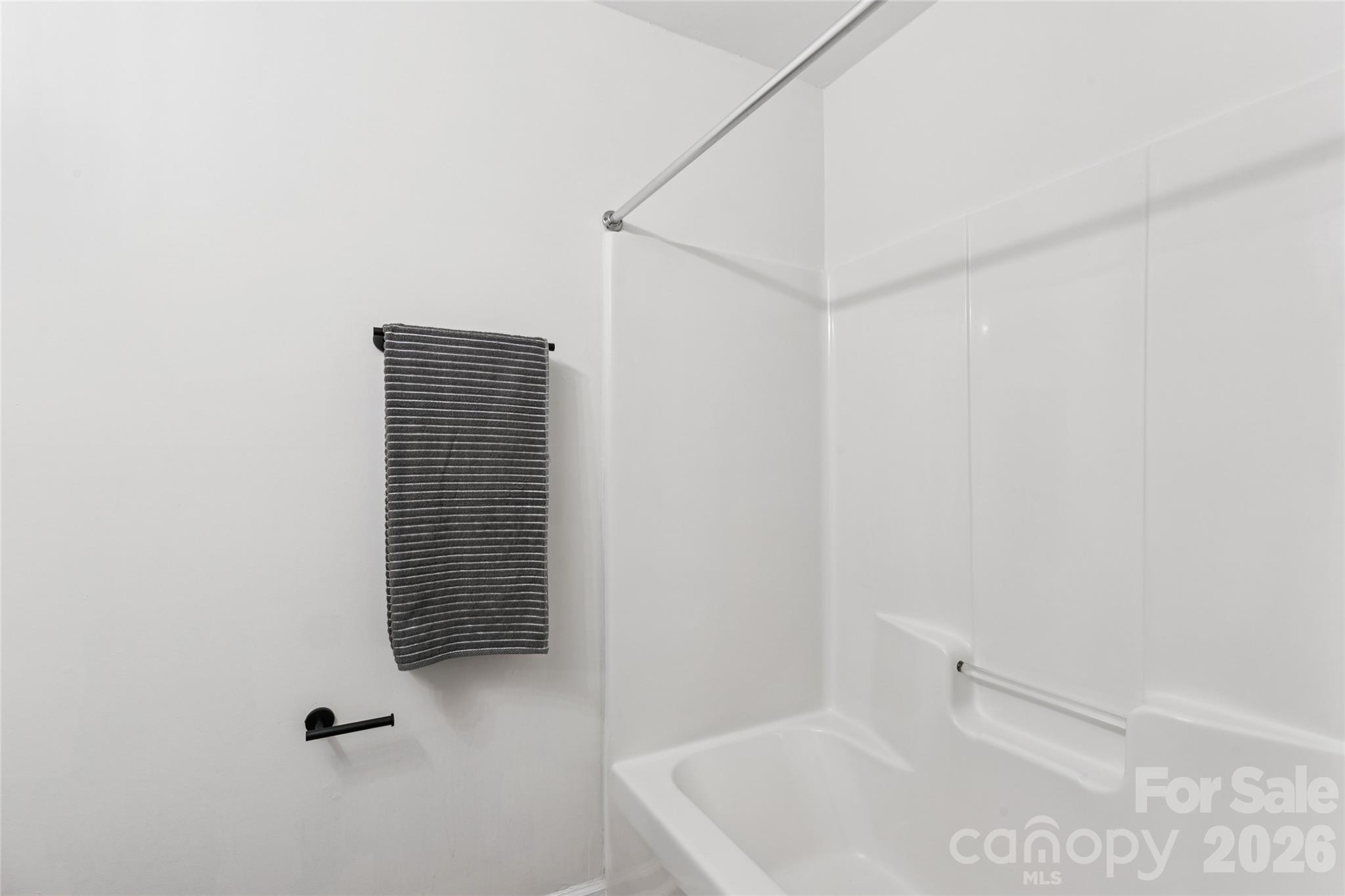 1620 Arlyn Circle Unit: B