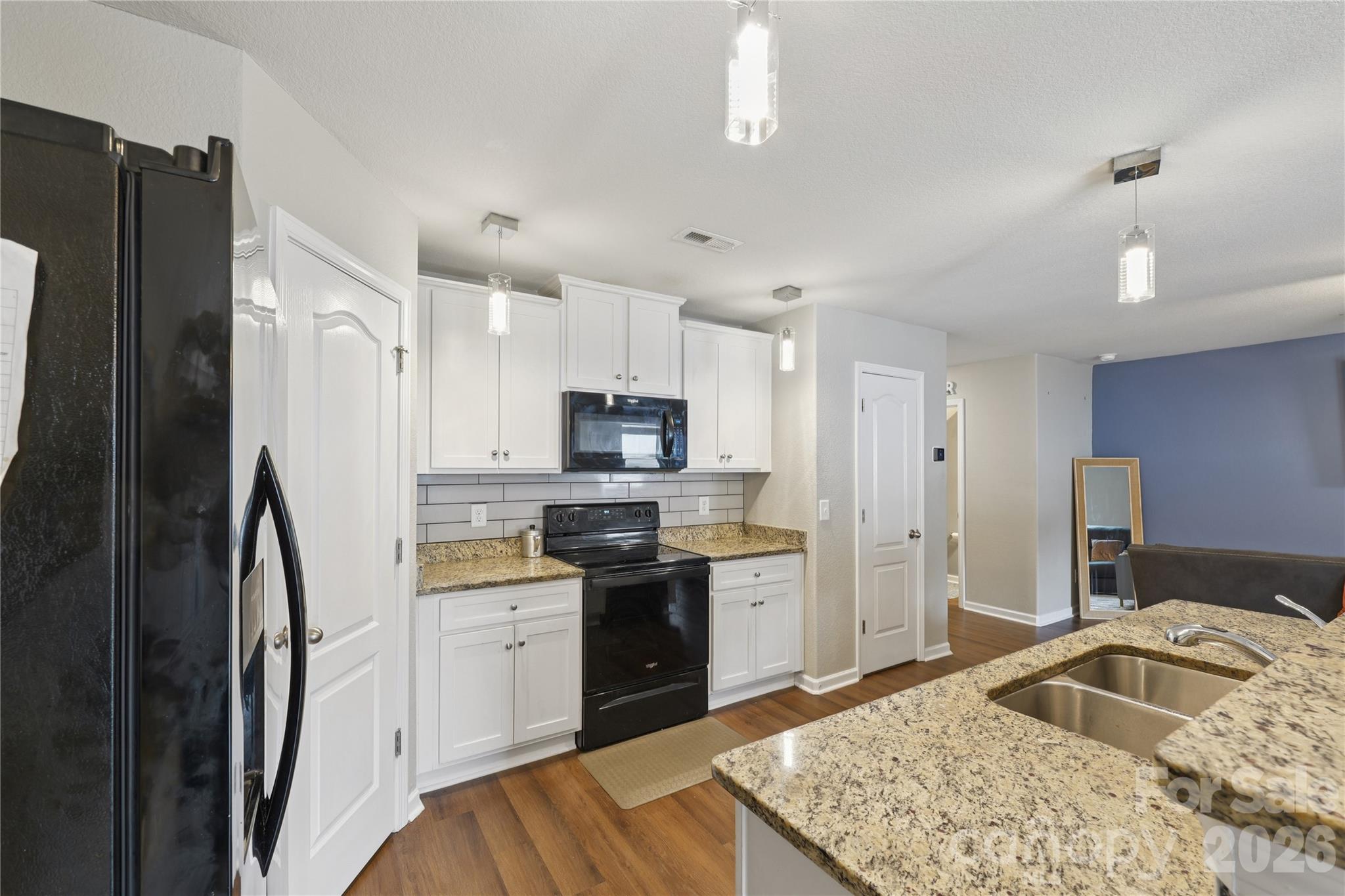 3337 Ellingford Road