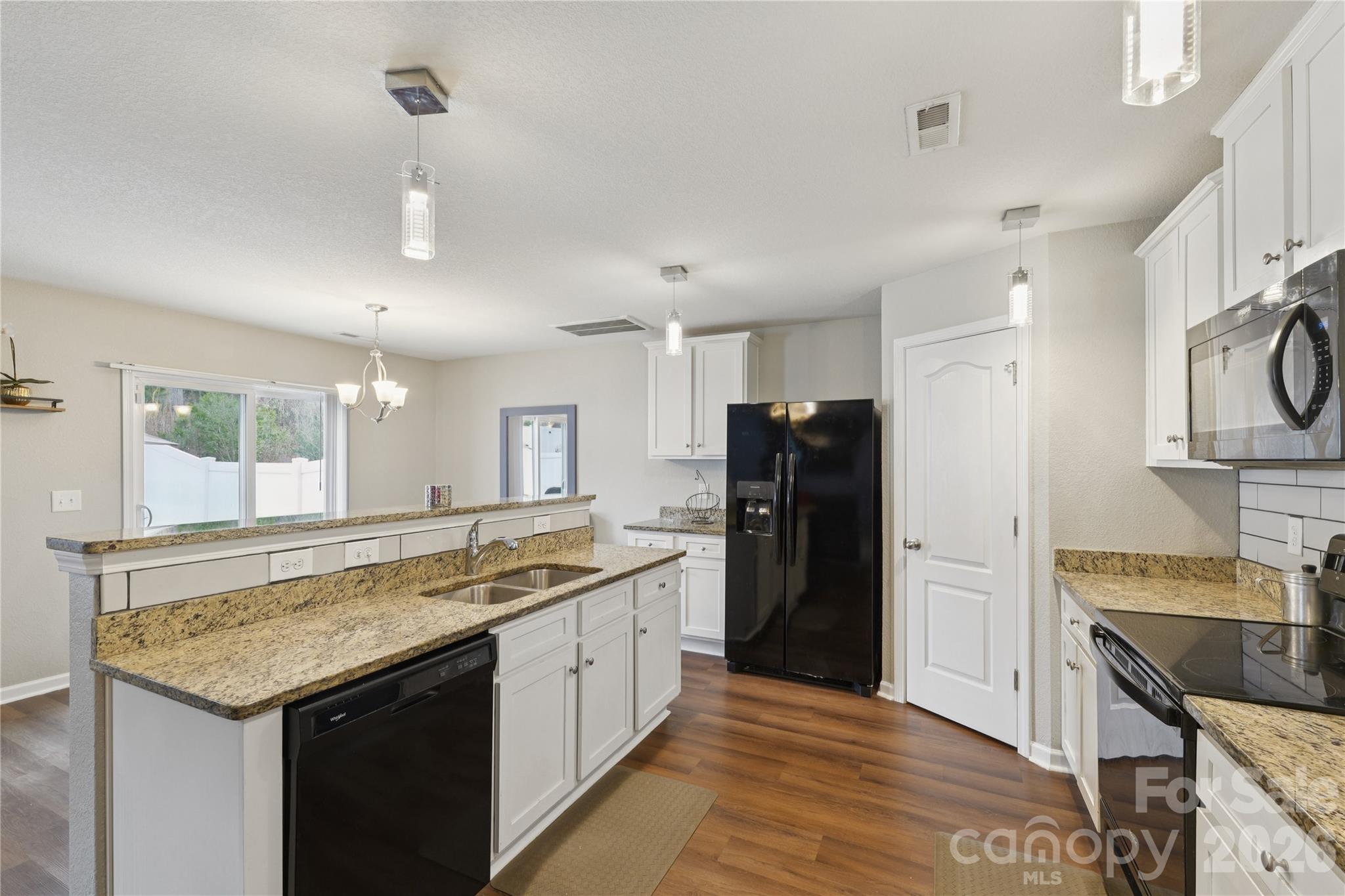 3337 Ellingford Road