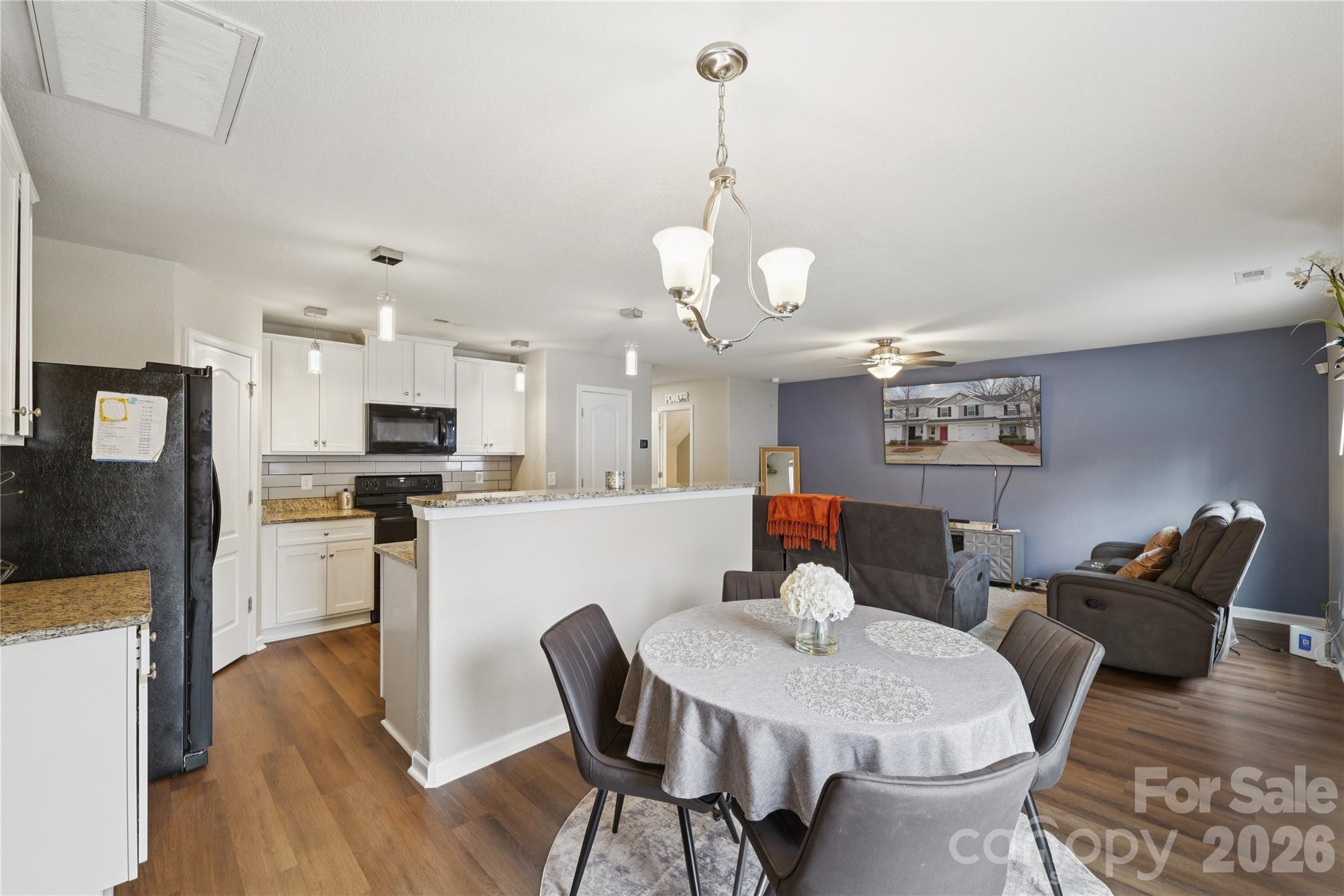 3337 Ellingford Road