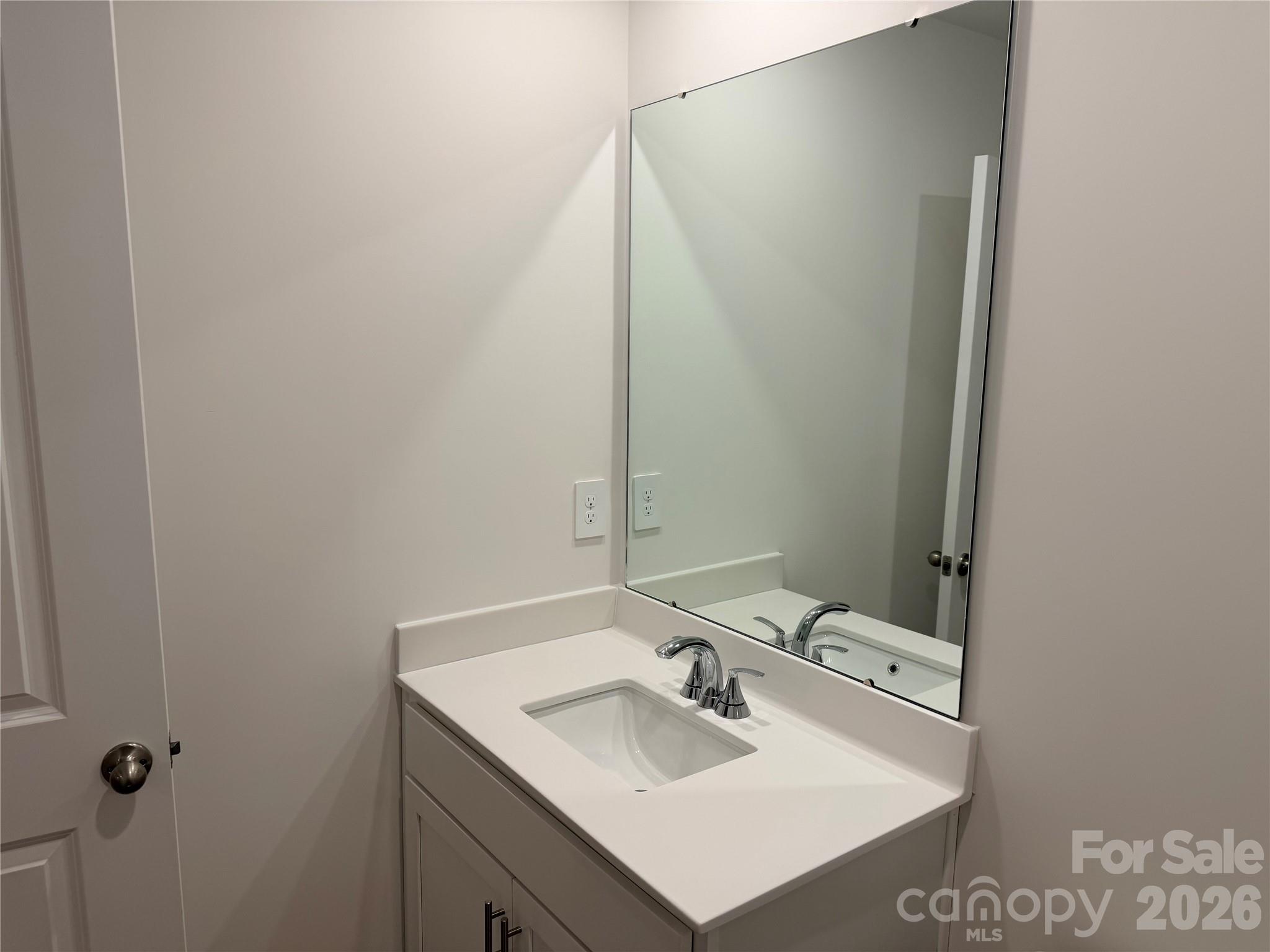 8112 Hidden Springs Trail