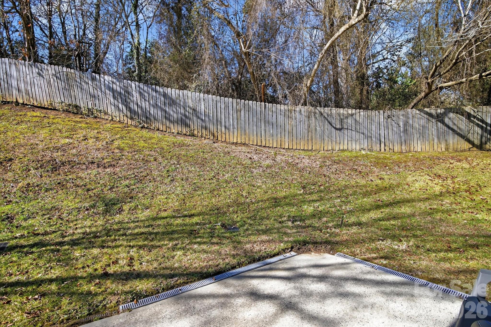 312 Valley Brook Lane SE