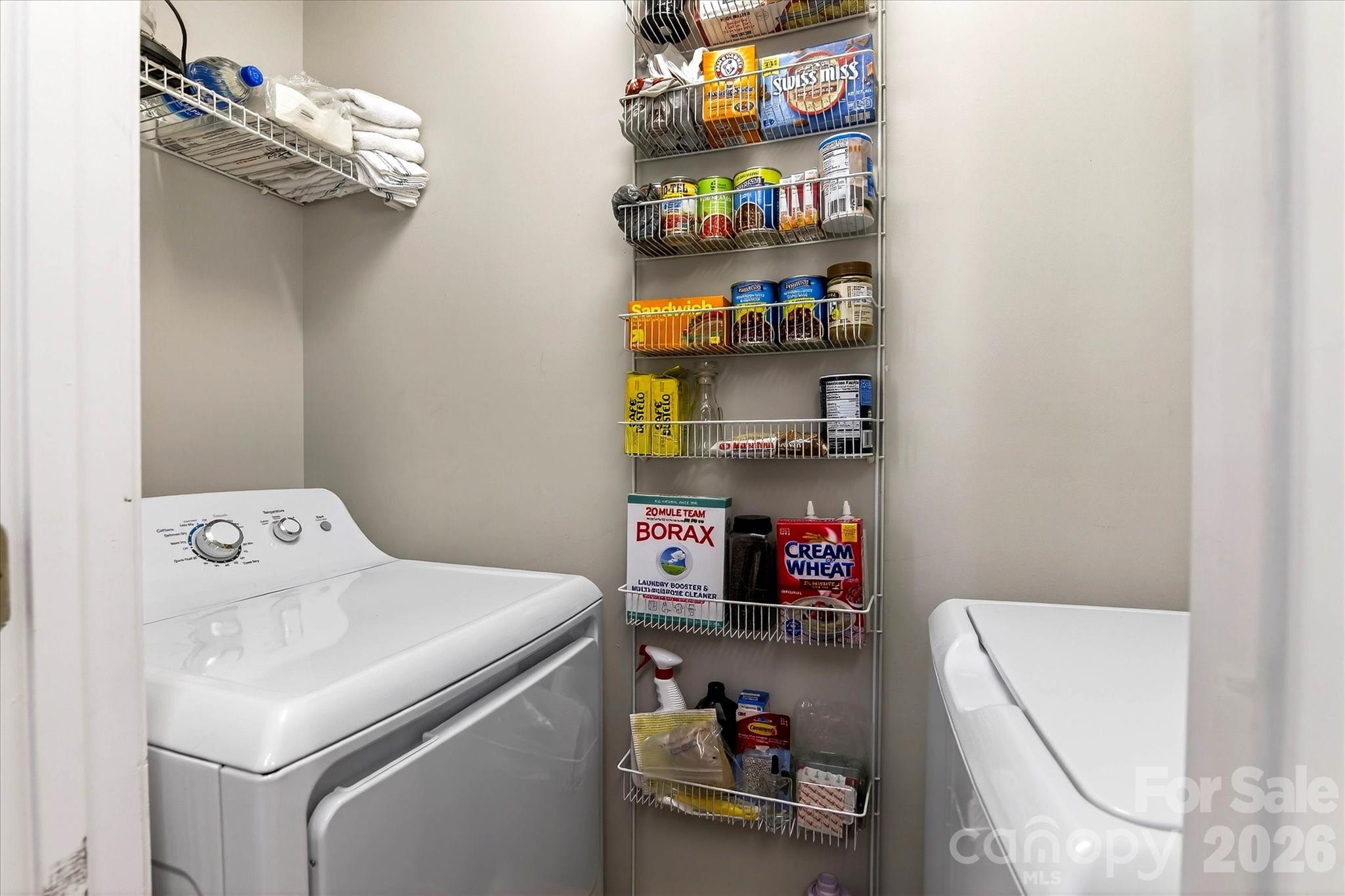 312 Valley Brook Lane SE