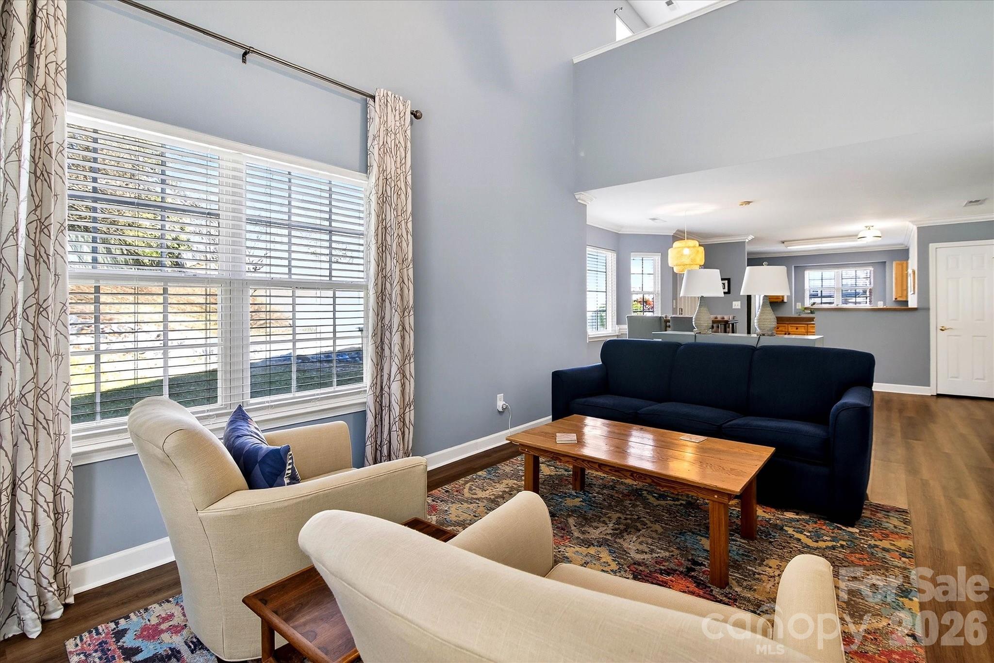 312 Valley Brook Lane SE