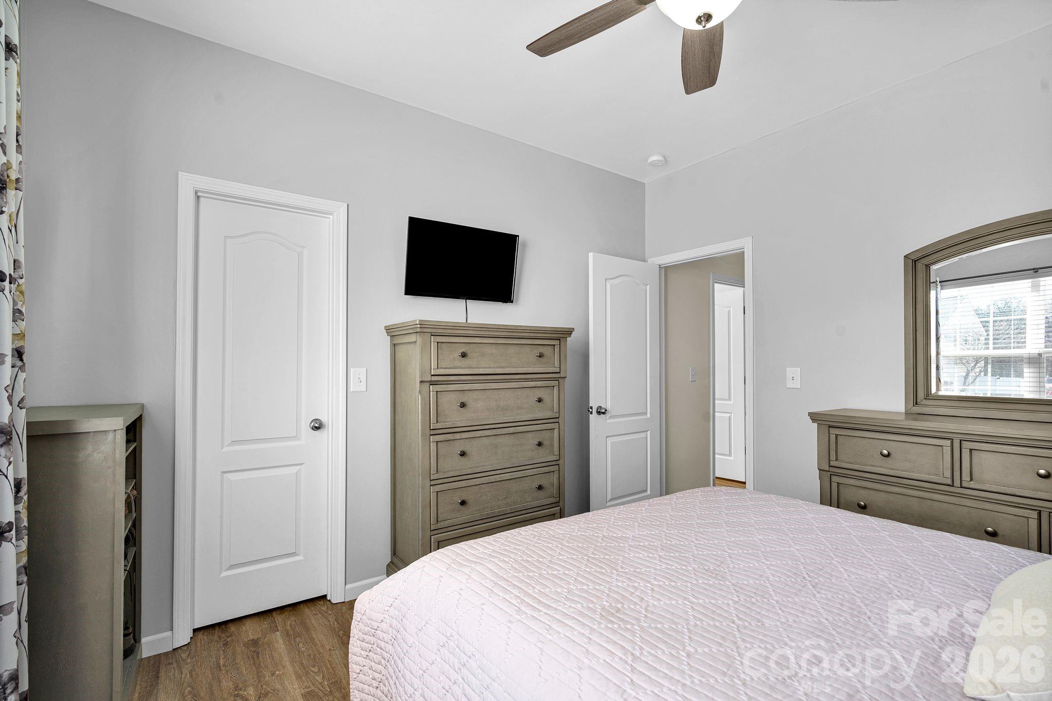 4444 Bravery Place SW Unit: 116