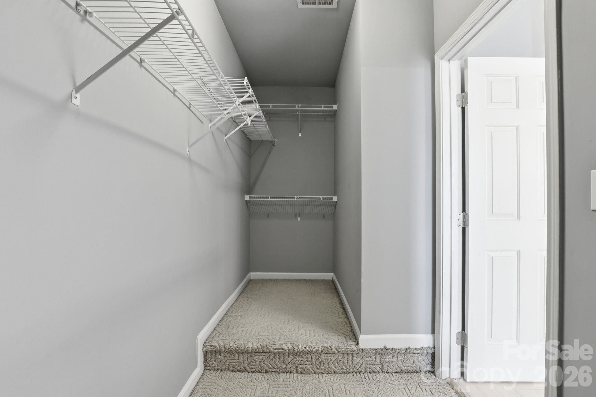 3909 Meadow Green Drive