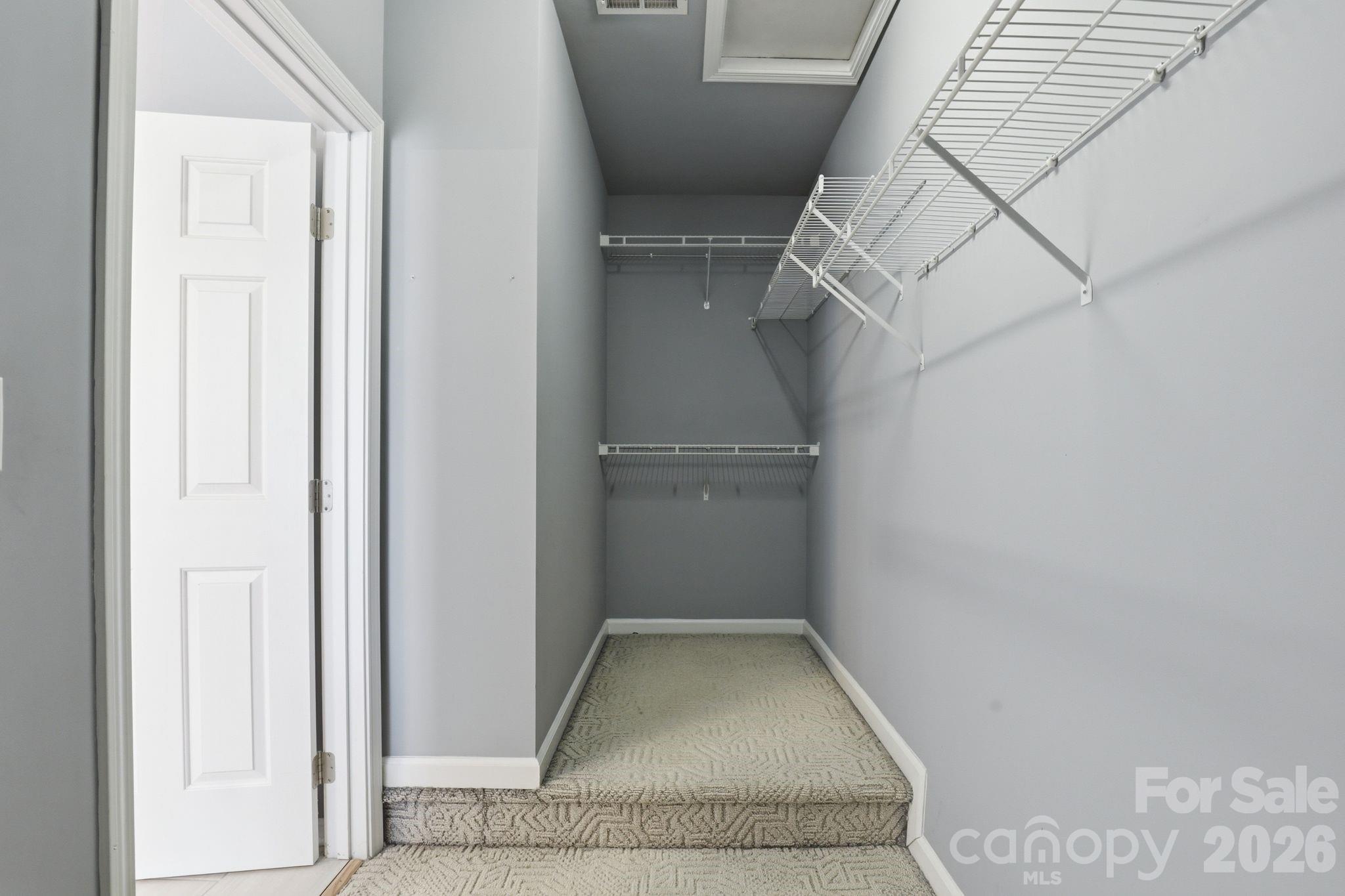 3909 Meadow Green Drive