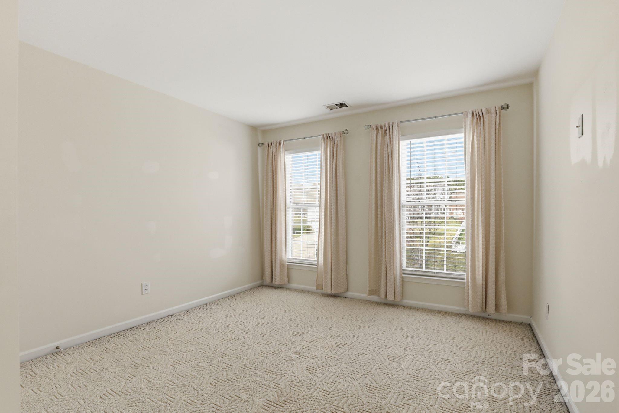 3909 Meadow Green Drive