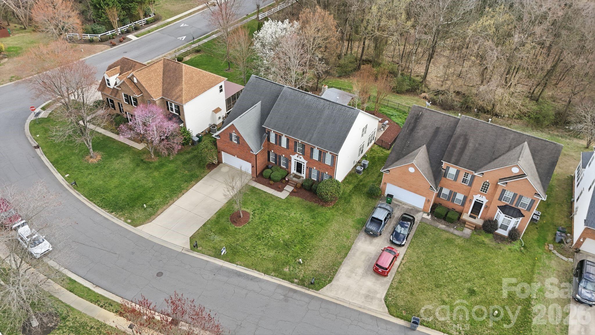 3909 Meadow Green Drive