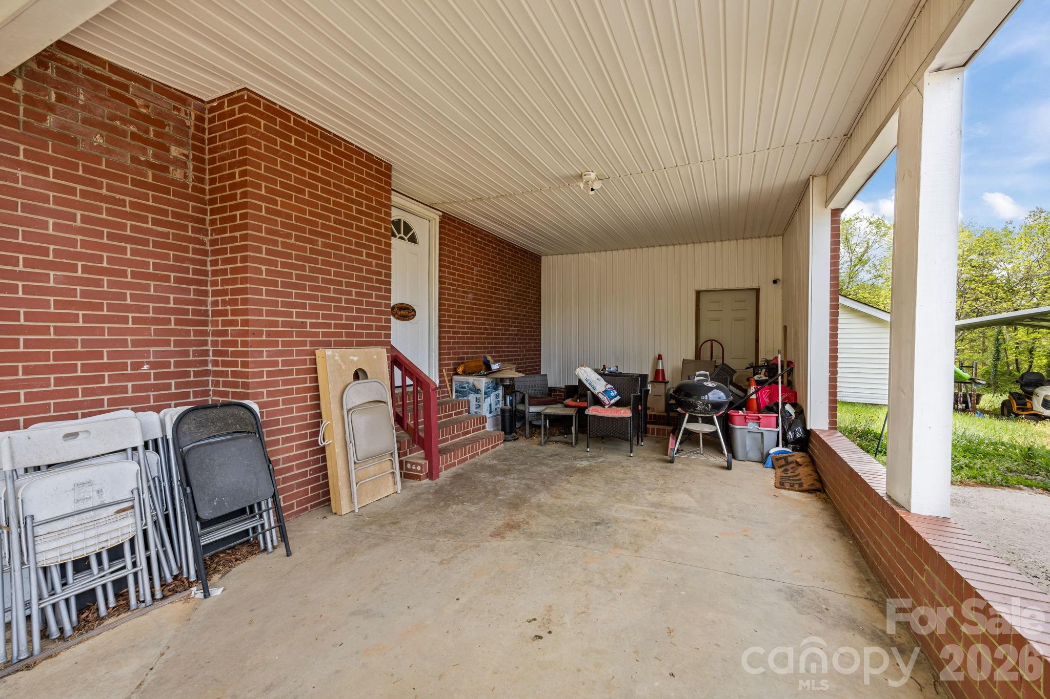 137 Foursquare Road