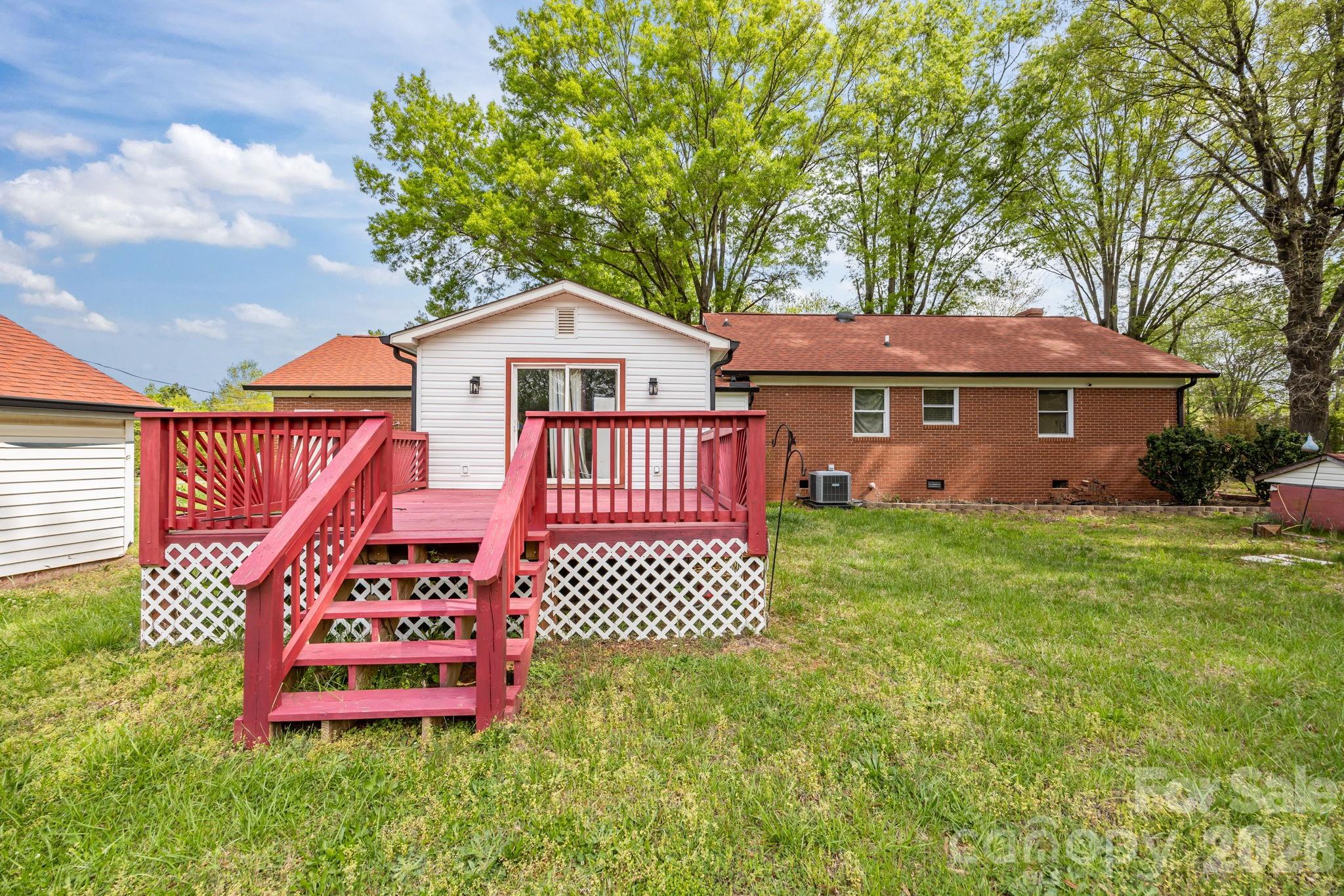 137 Foursquare Road