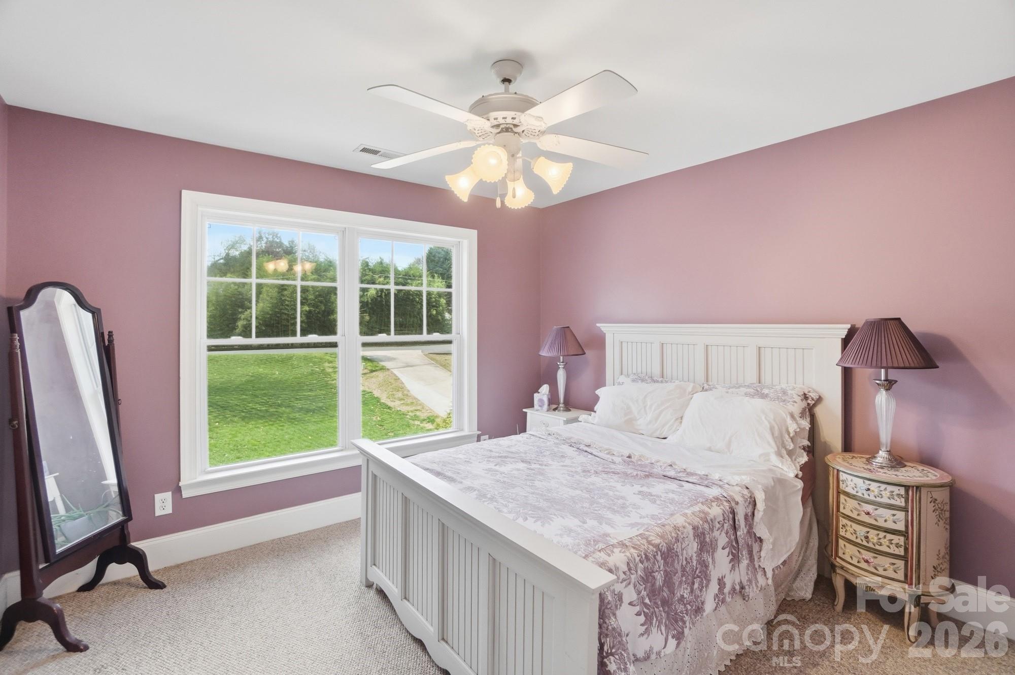 186 Hazelton Loop