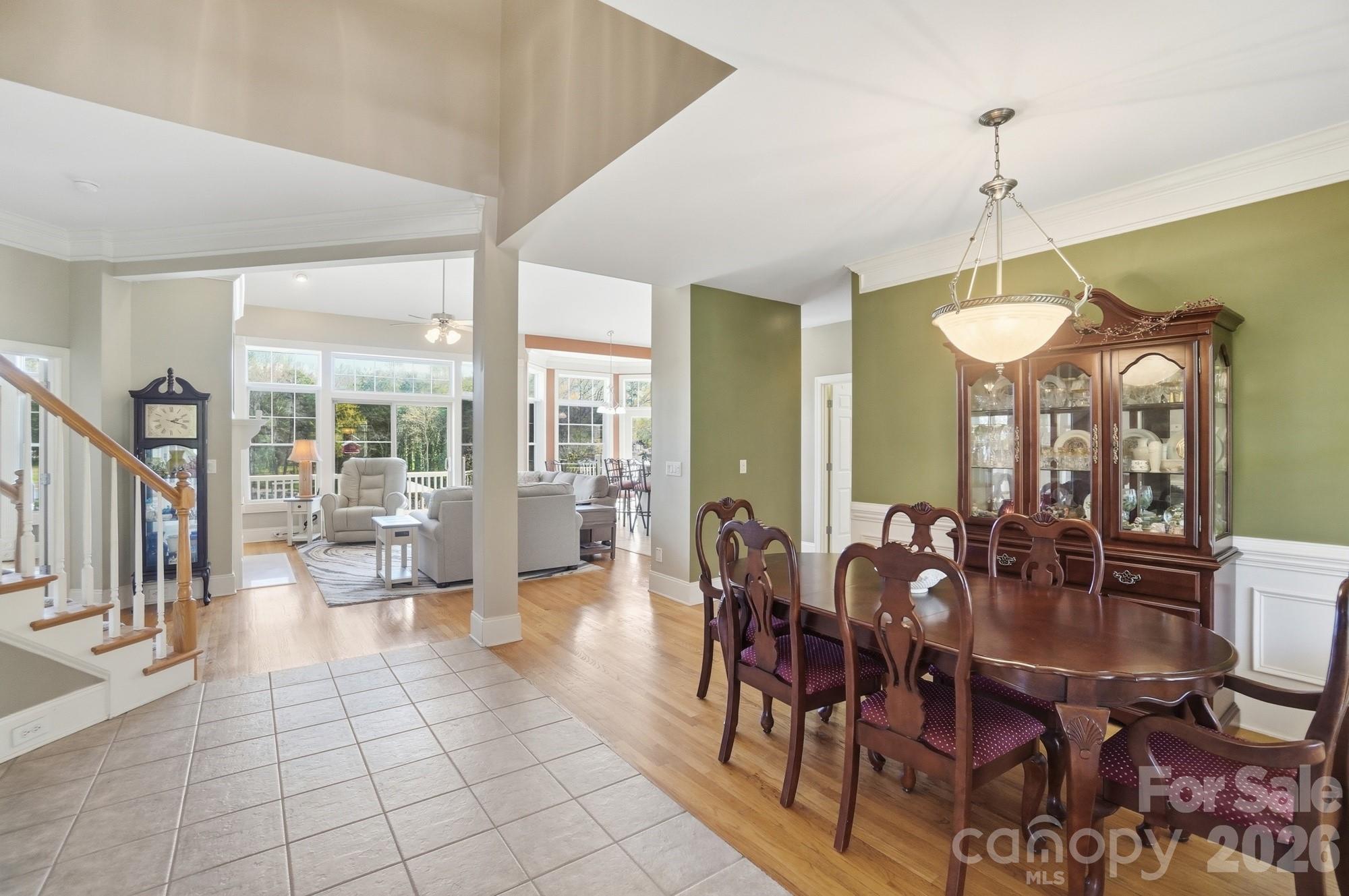186 Hazelton Loop