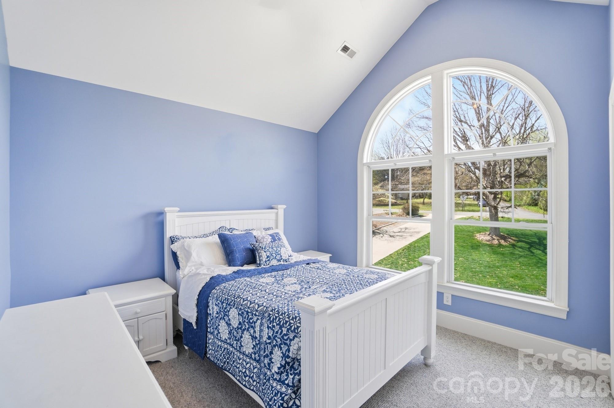 186 Hazelton Loop
