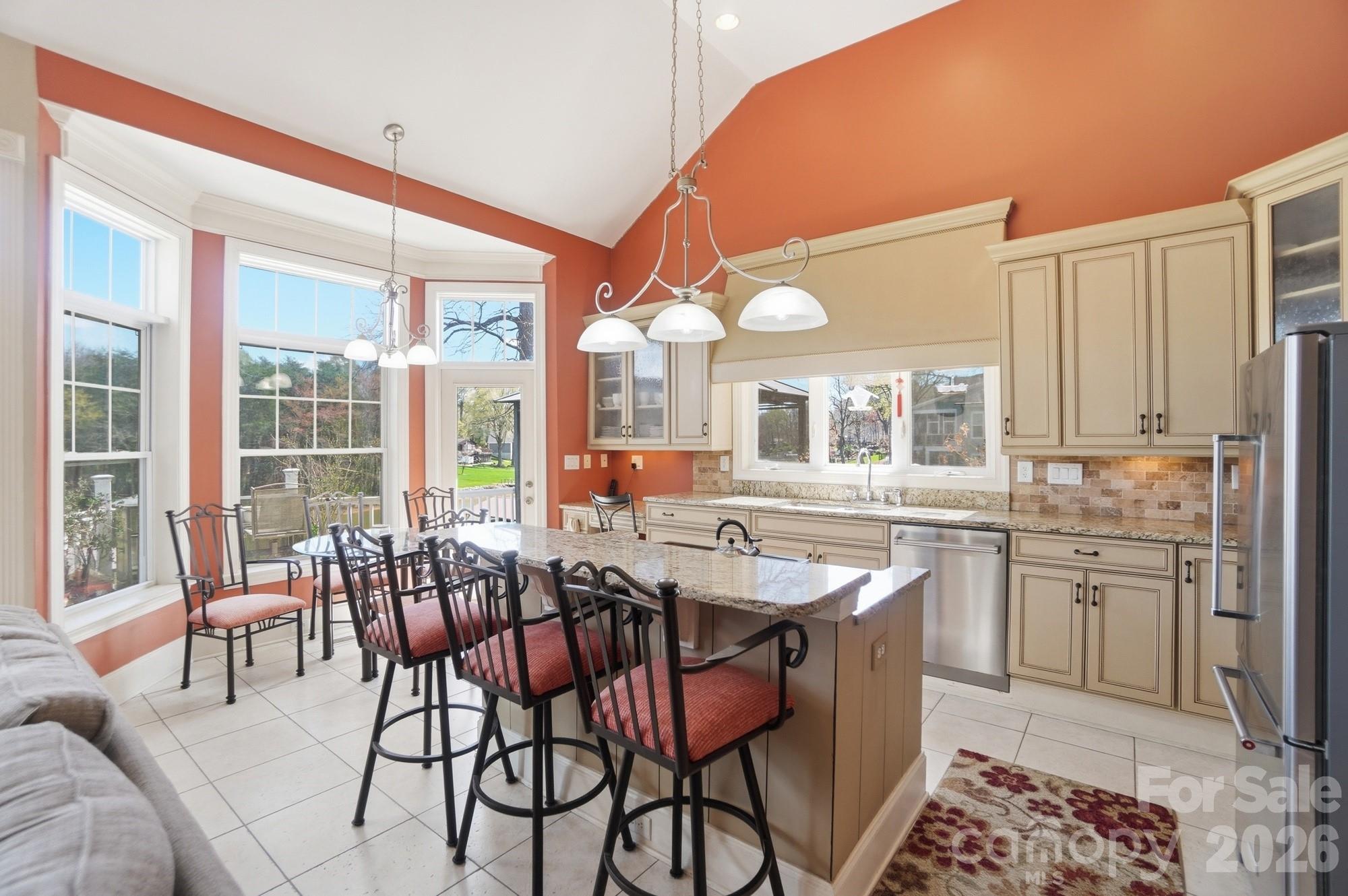 186 Hazelton Loop